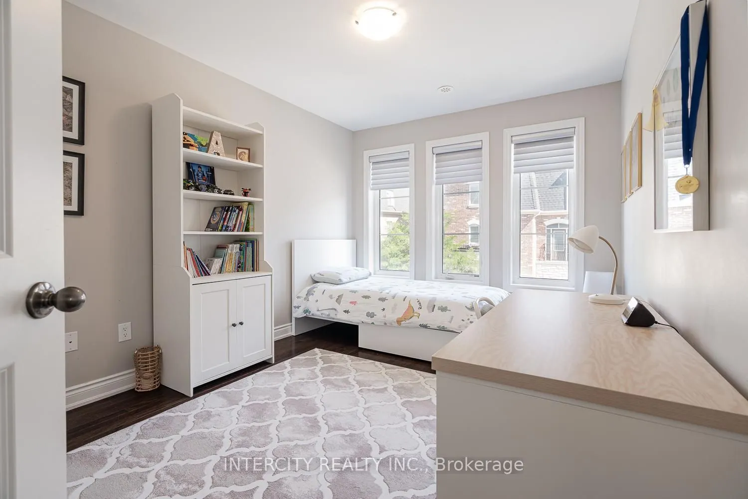 1331 Major Mackenzie Drive W #116