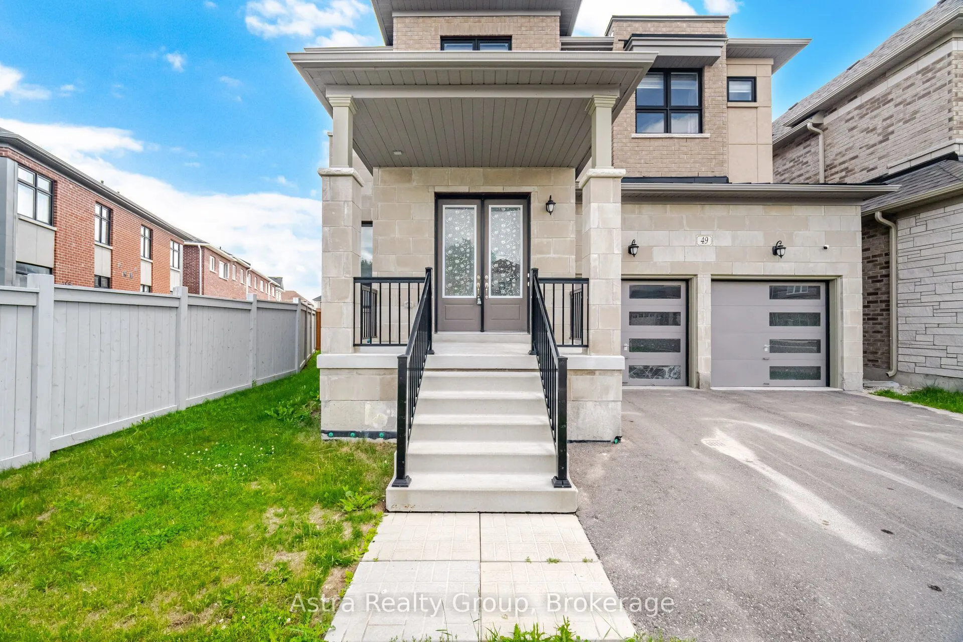 49 Westlake Crescent