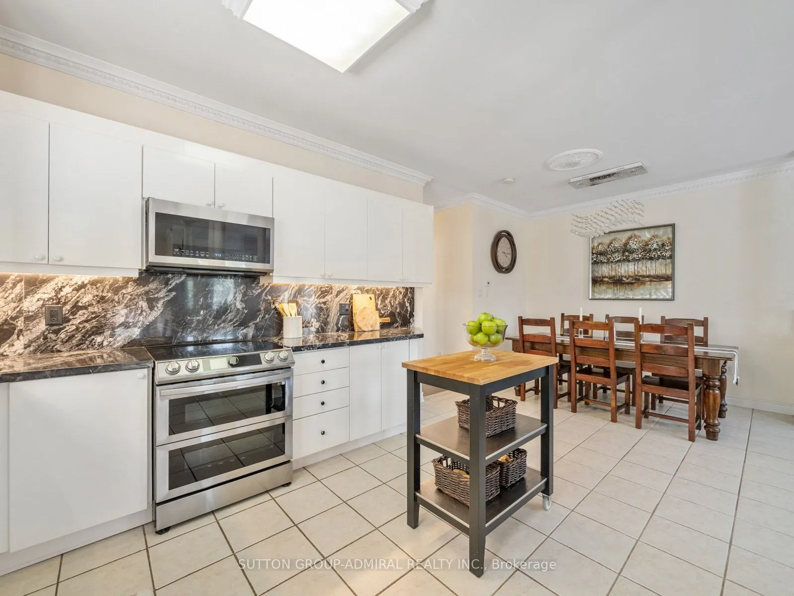 119 Blackthorn Drive