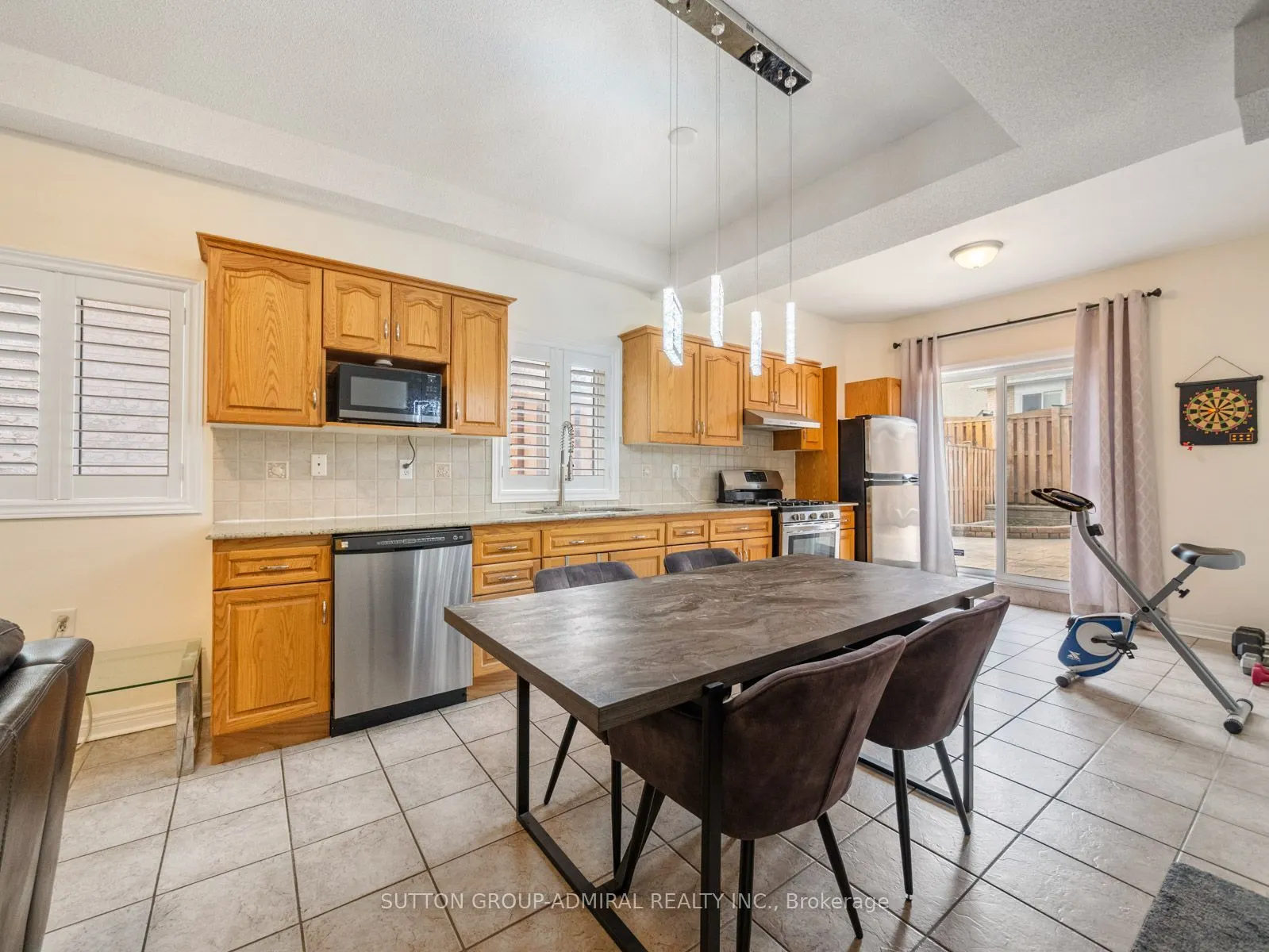 119 Blackthorn Drive