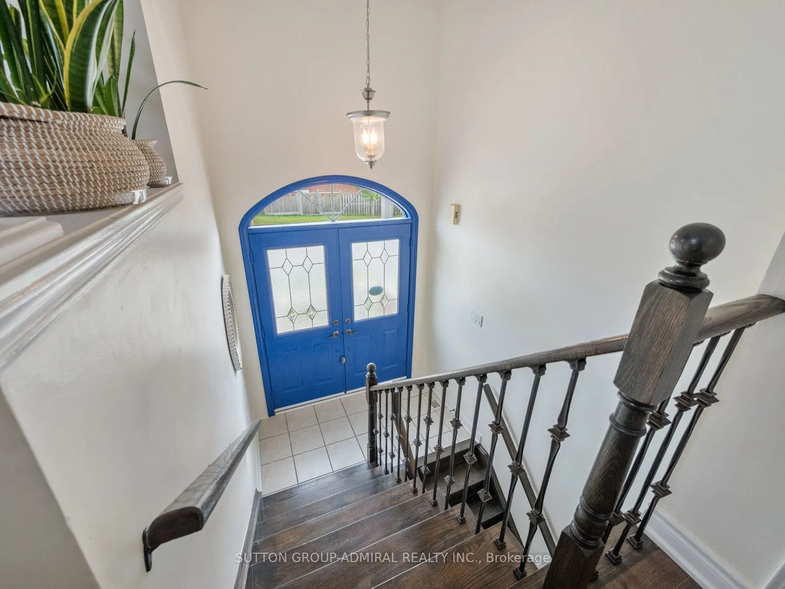 119 Blackthorn Drive