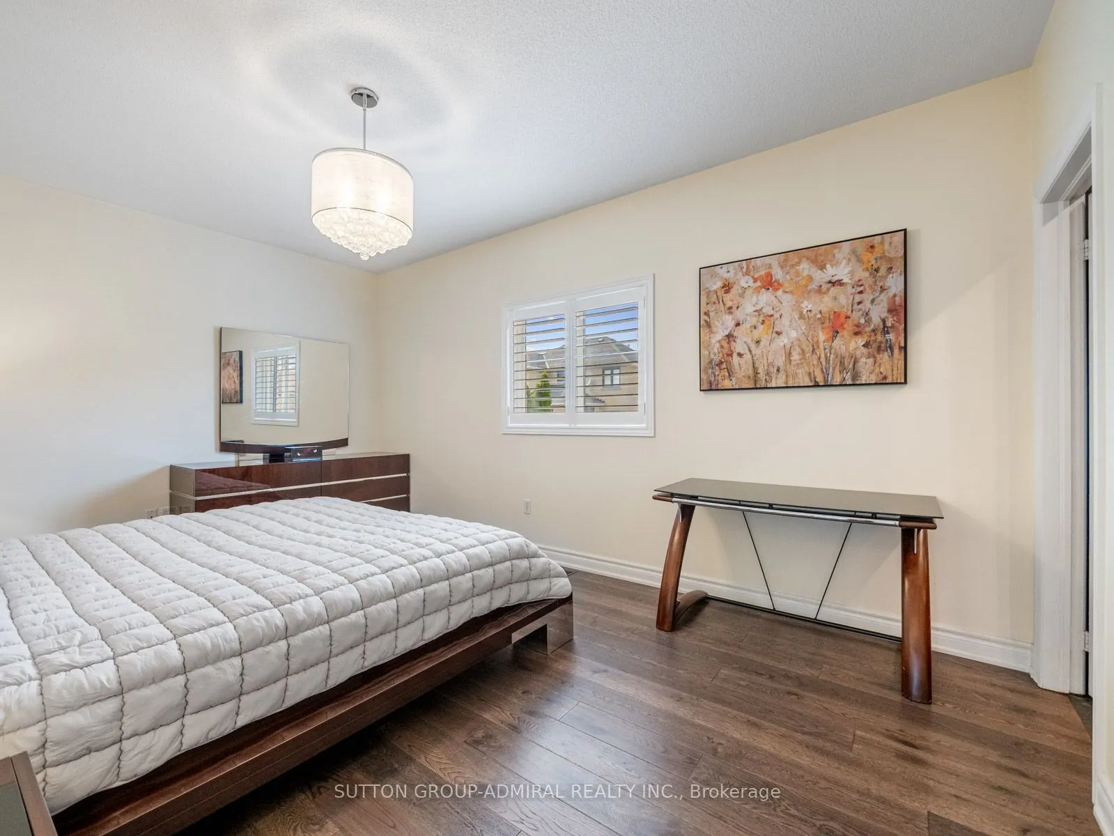 119 Blackthorn Drive