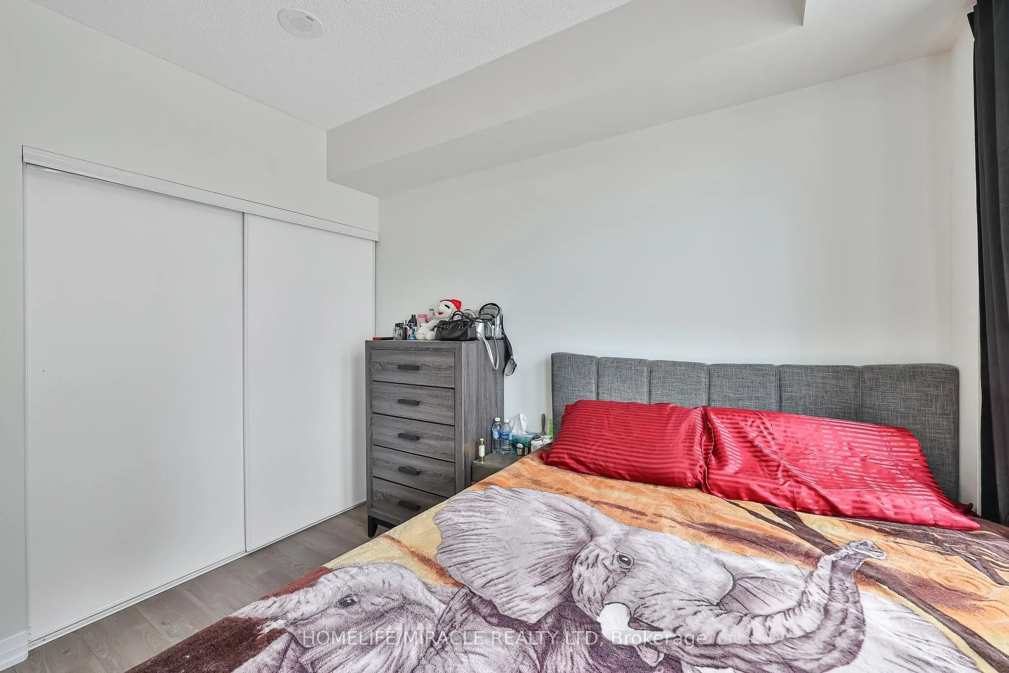 9000 Jane Street #223