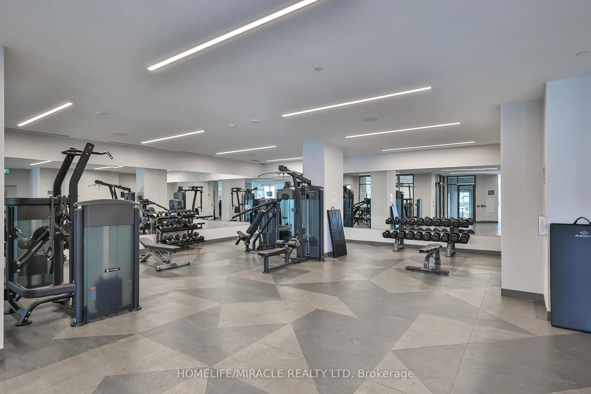 9000 Jane Street #223