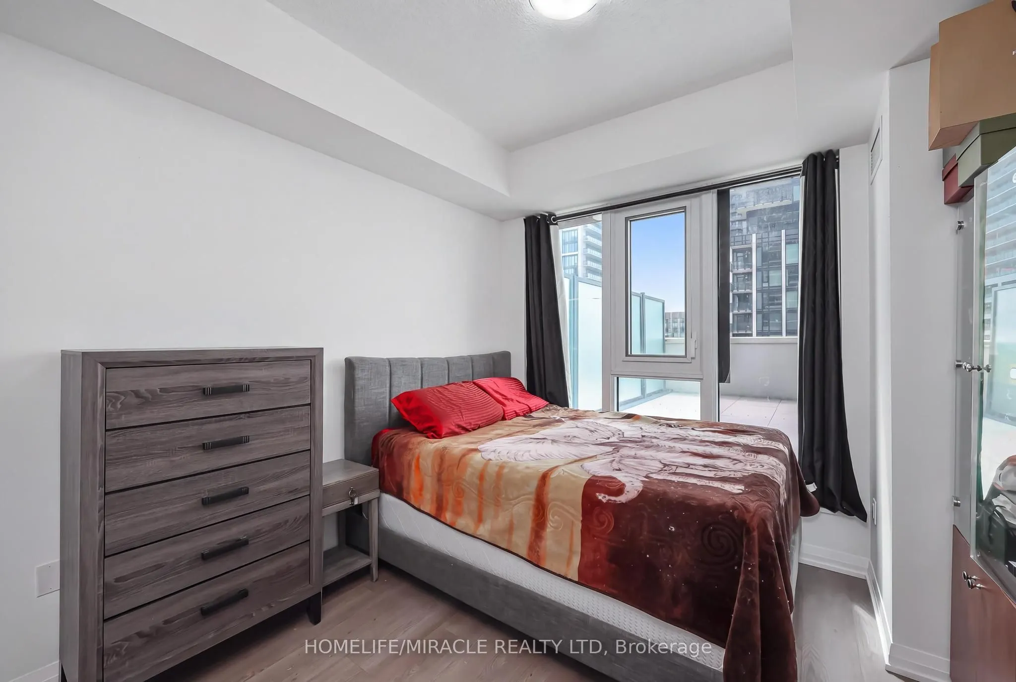 9000 Jane Street #223