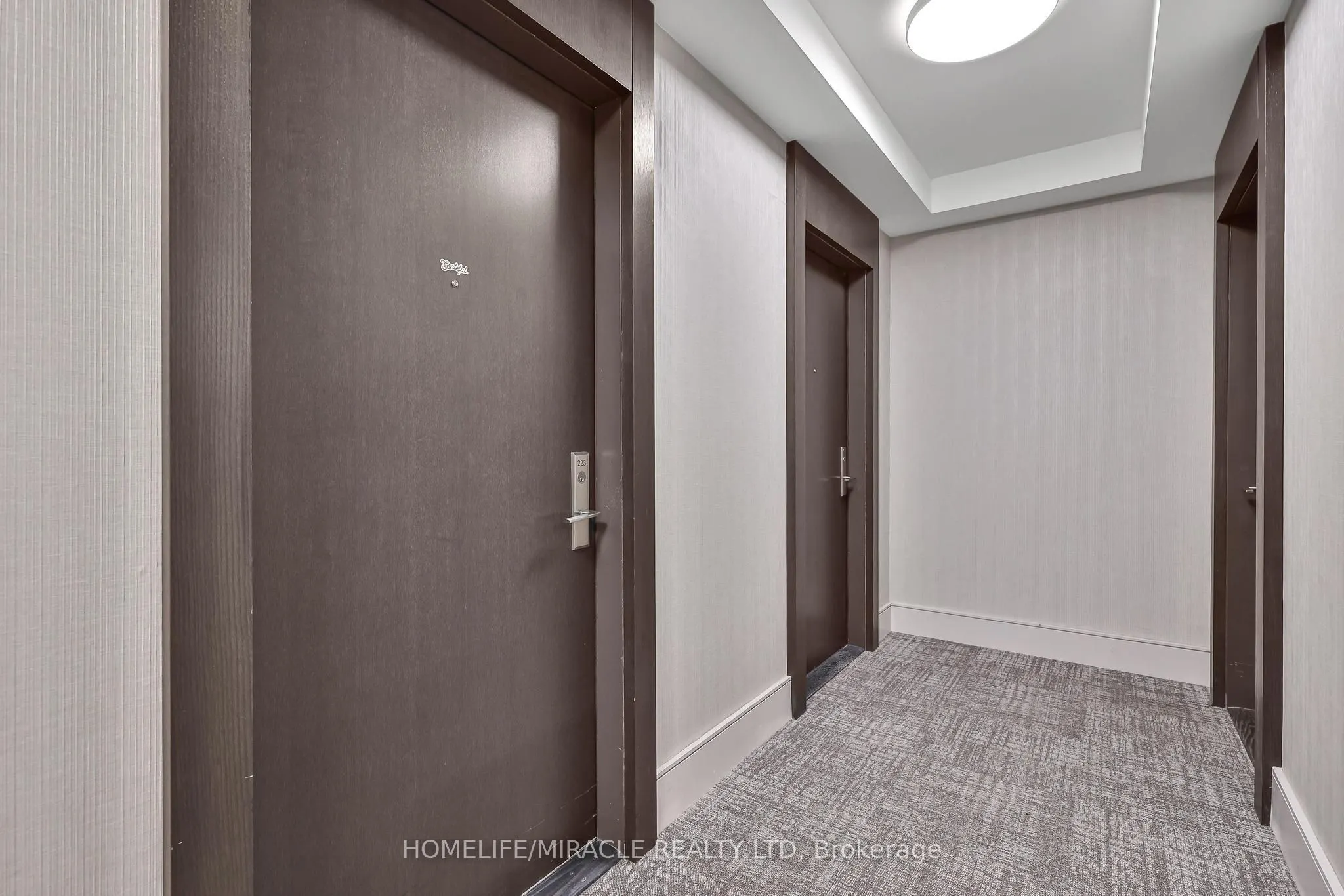 9000 Jane Street #223