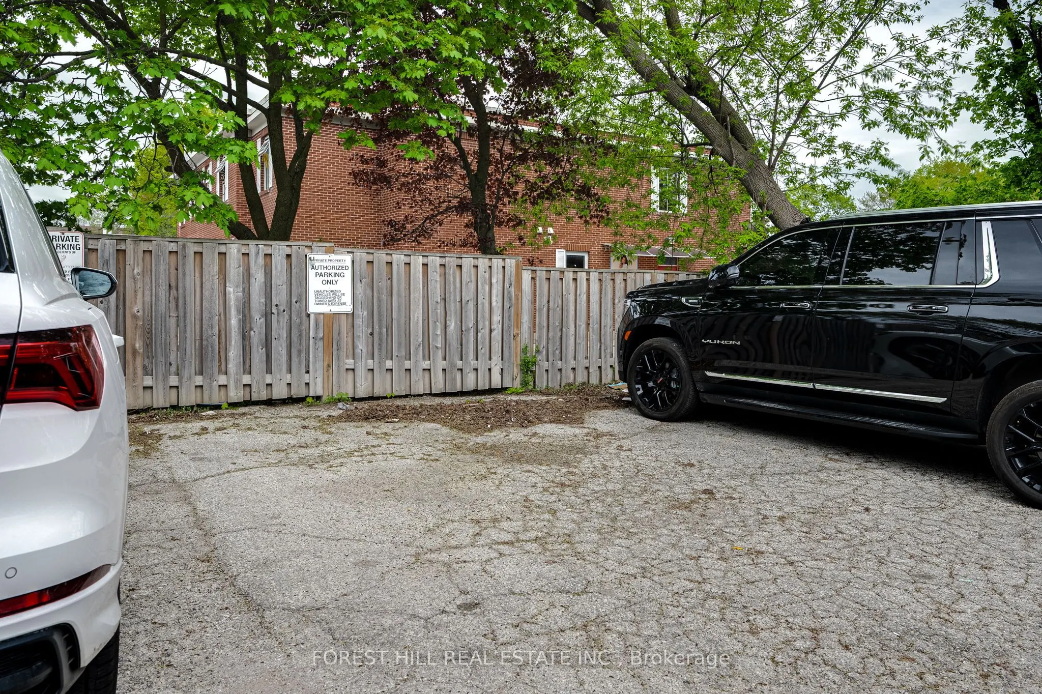 7725 Yonge Street #2