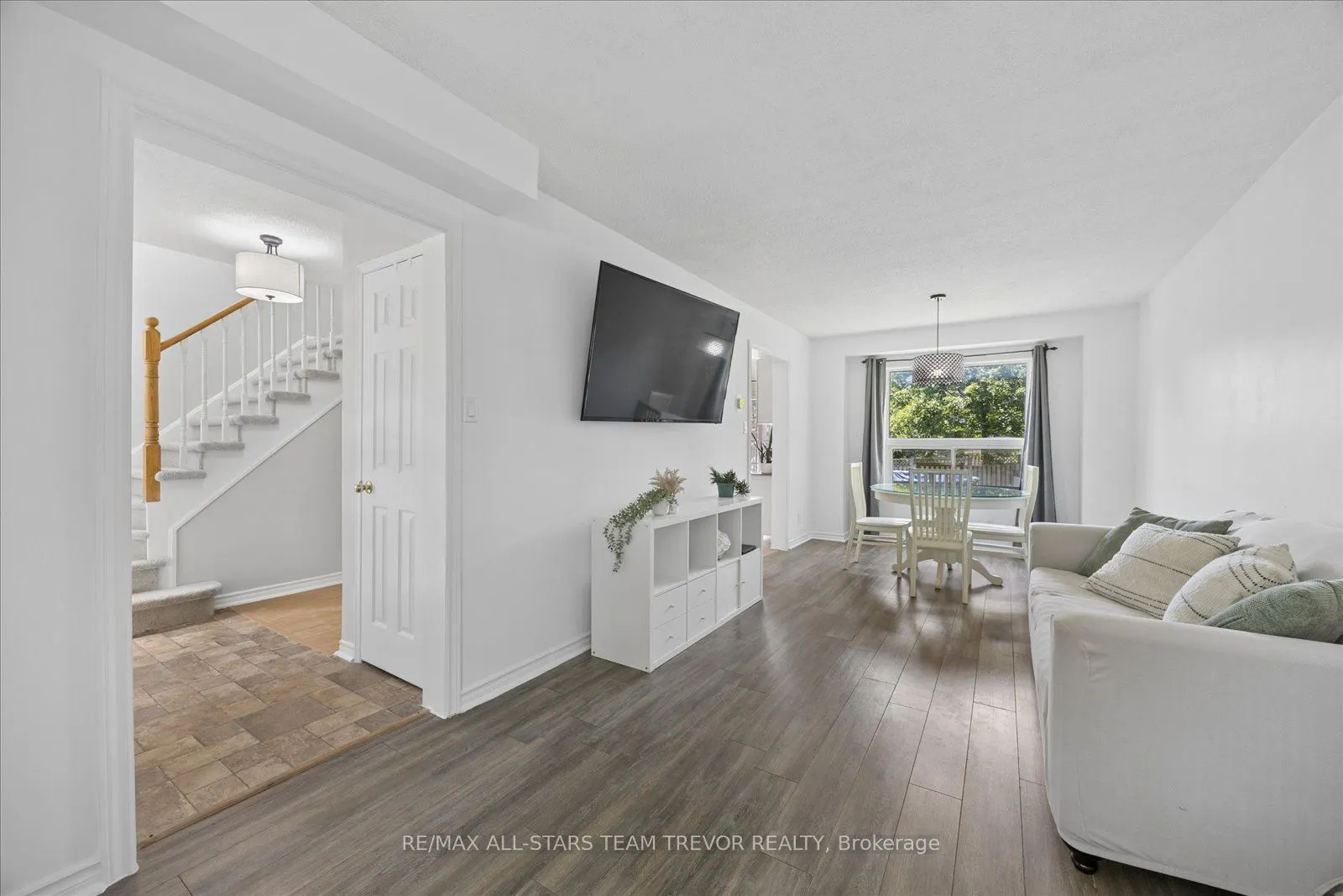 98 Carrick Avenue