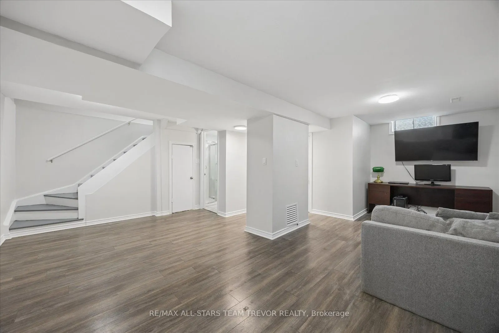 98 Carrick Avenue