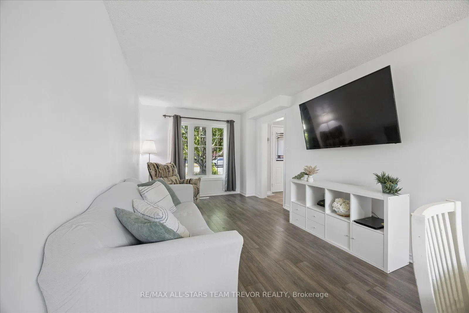98 Carrick Avenue