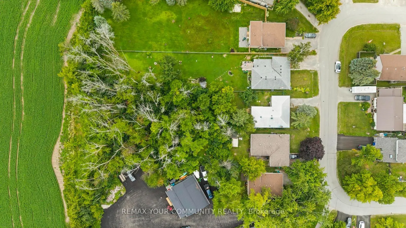 566 Highland Crescent