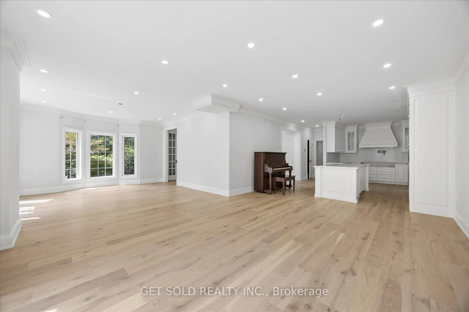 49 Pearson Avenue