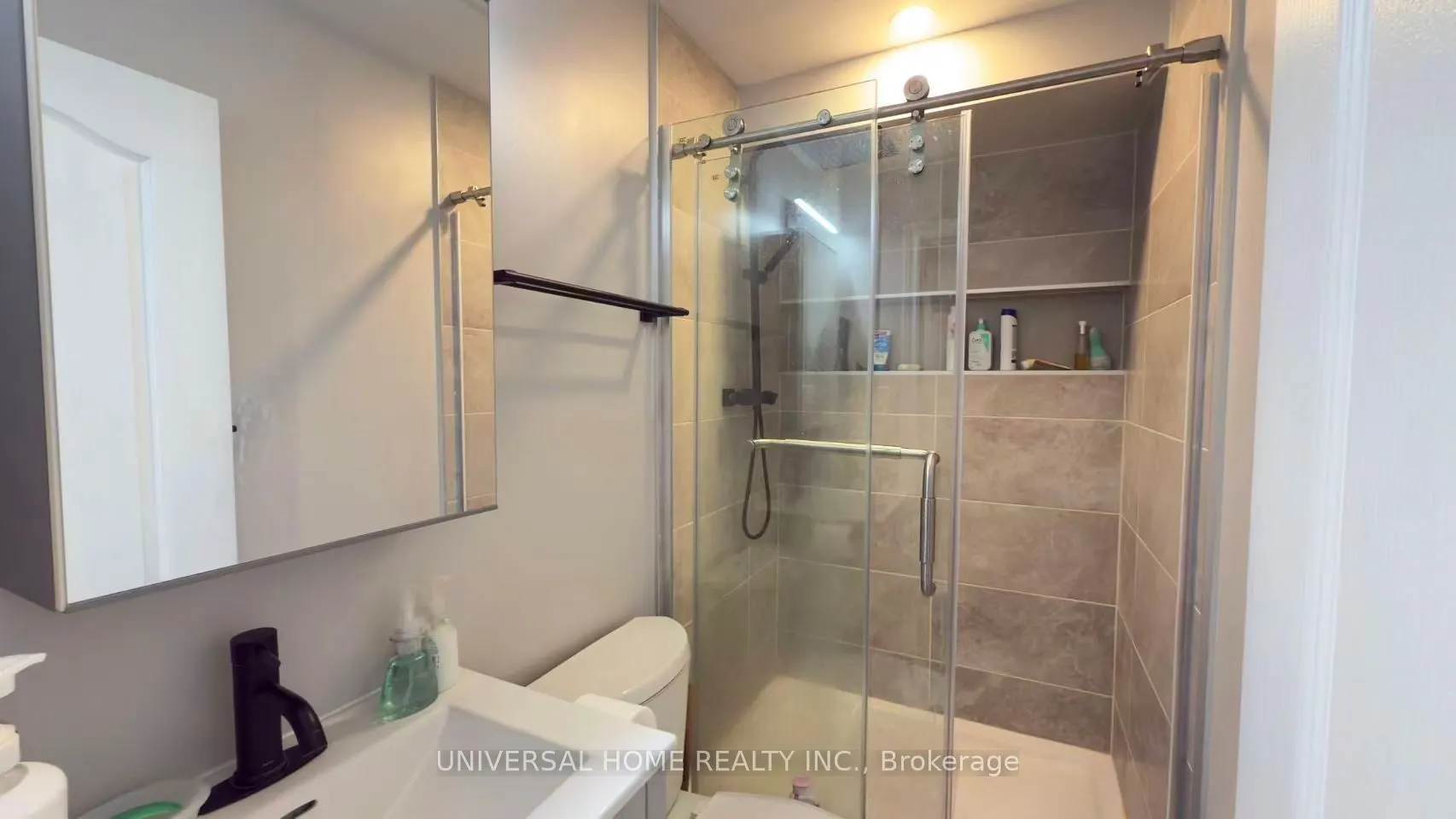 87 Estrella Crescent #BSMT