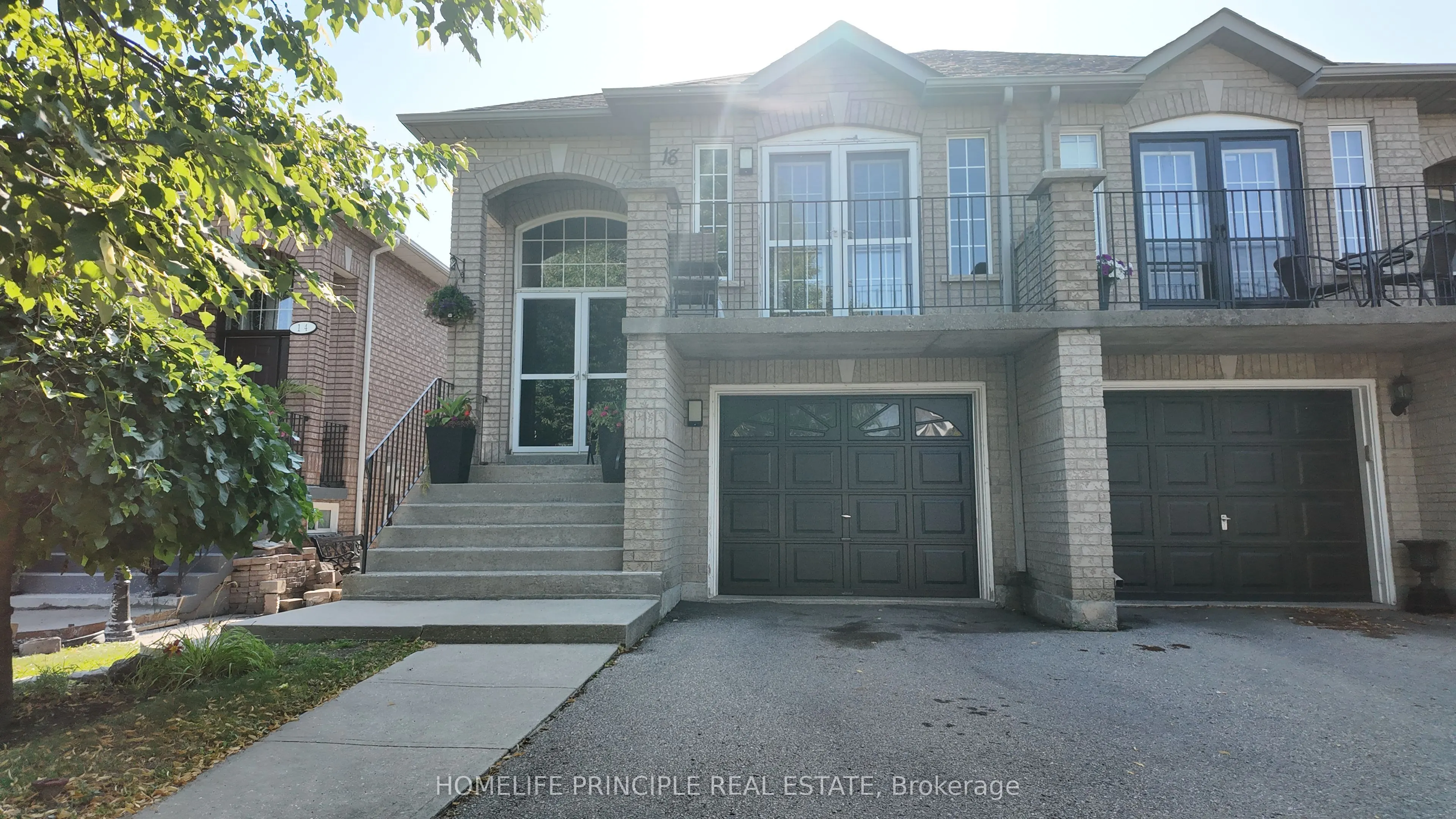 18 D'Amato Crescent E