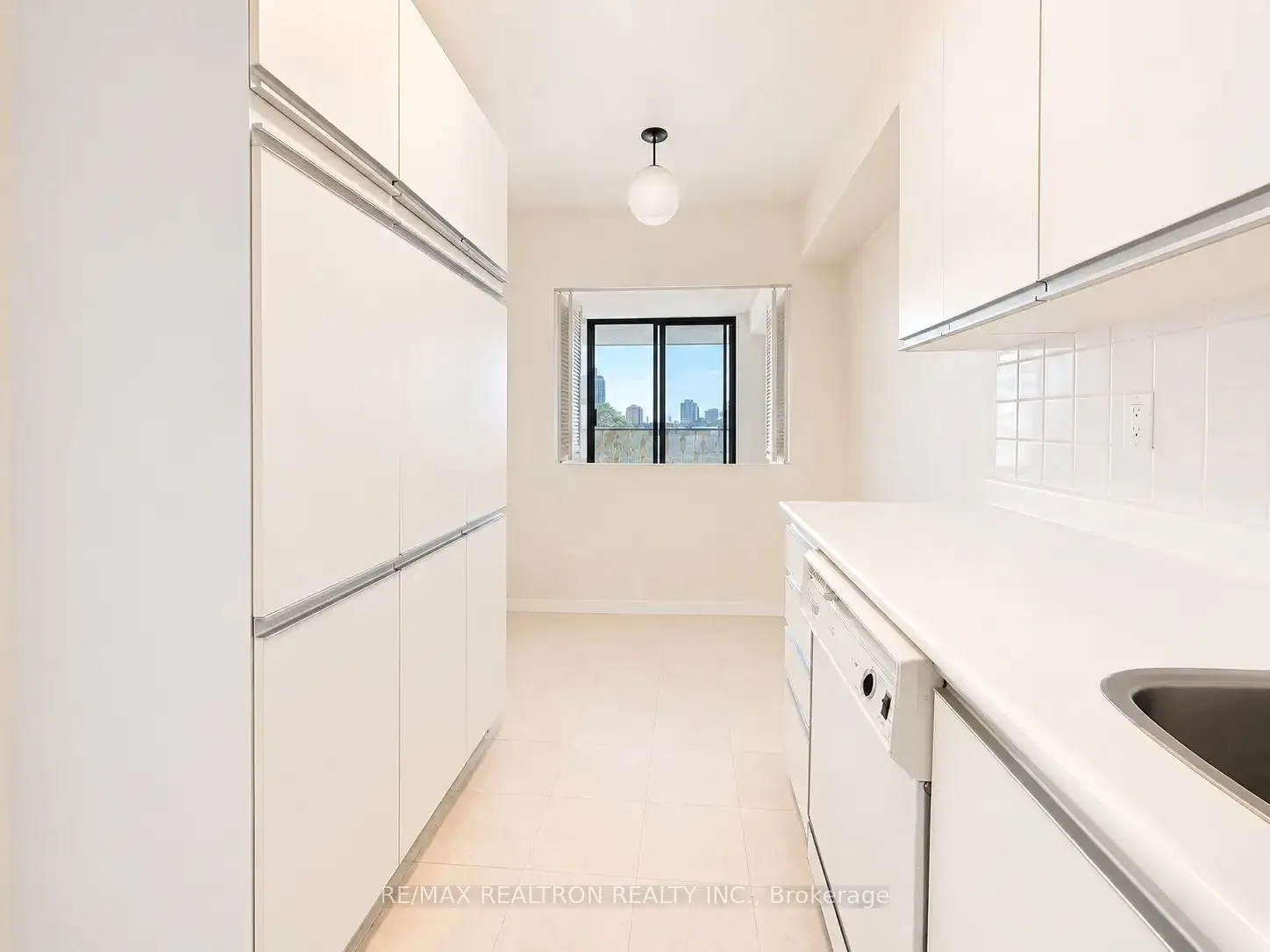 40 Baif Boulevard S #506