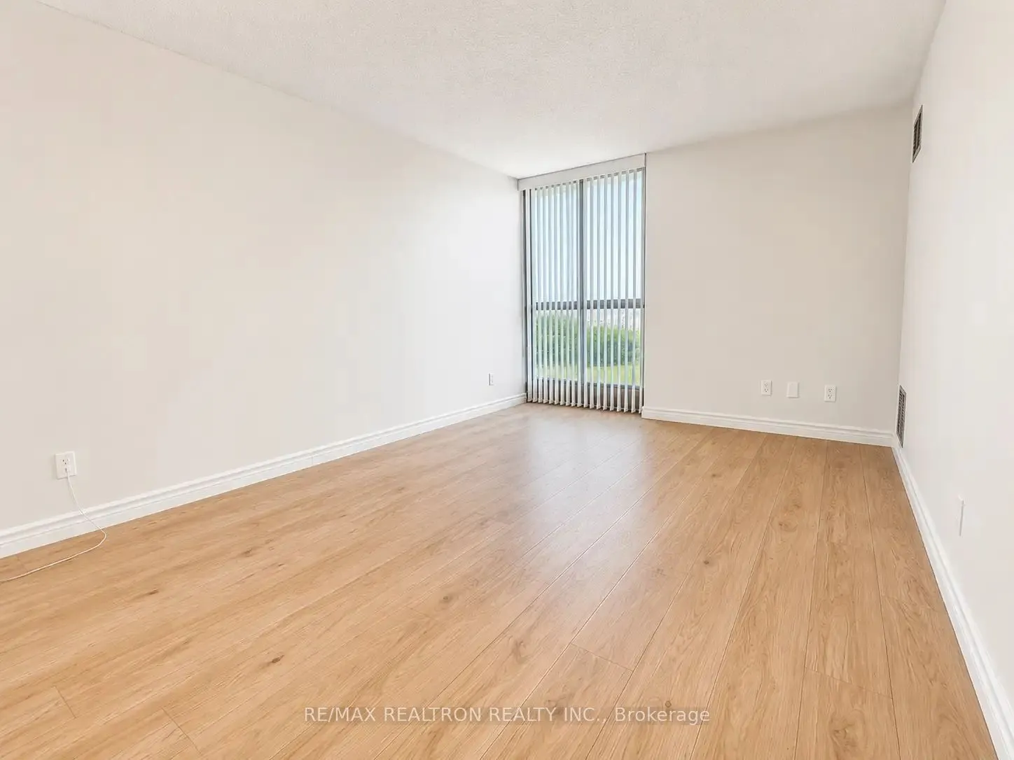 40 Baif Boulevard S #506