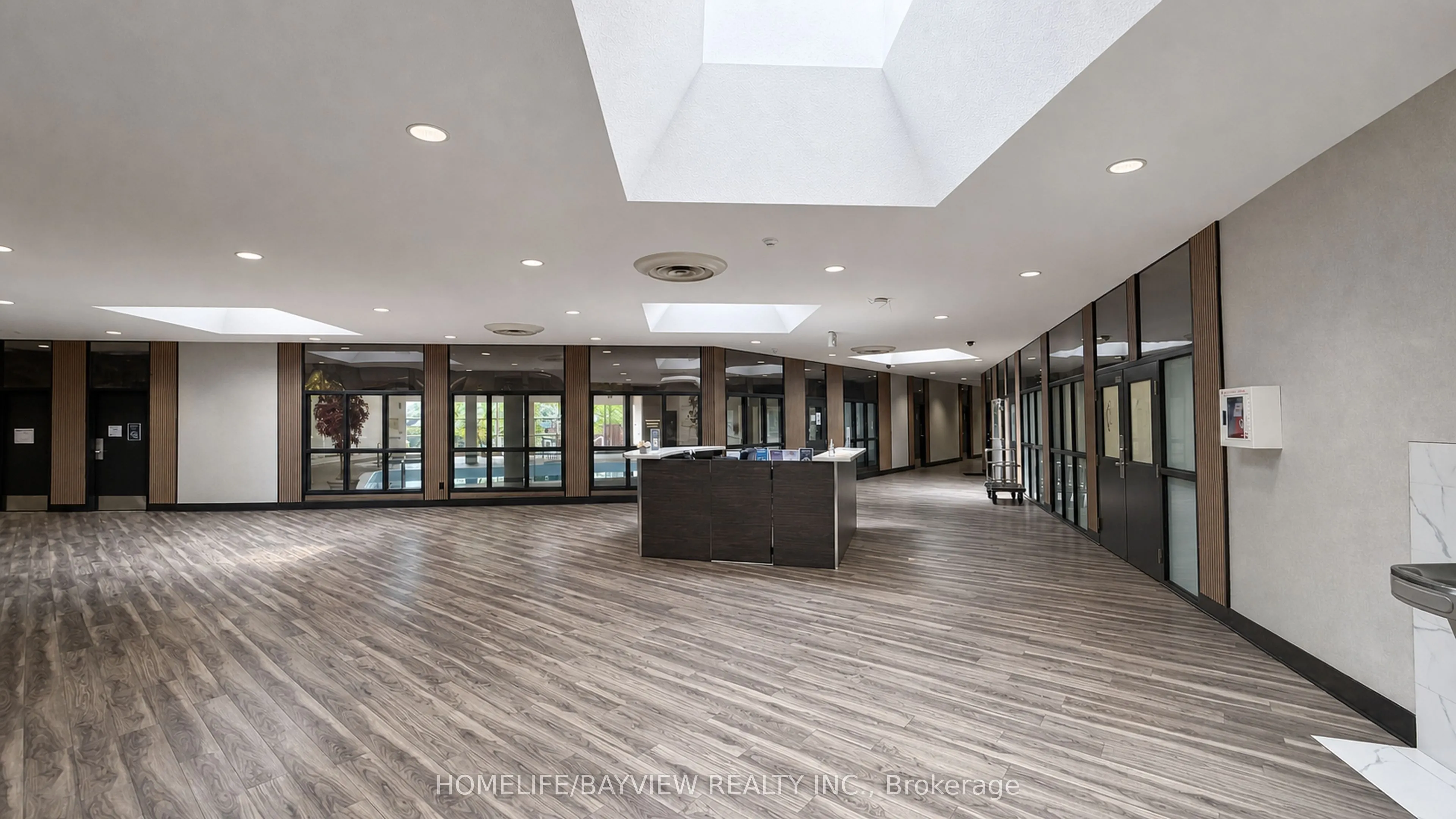 20 Harding Boulevard W #1103