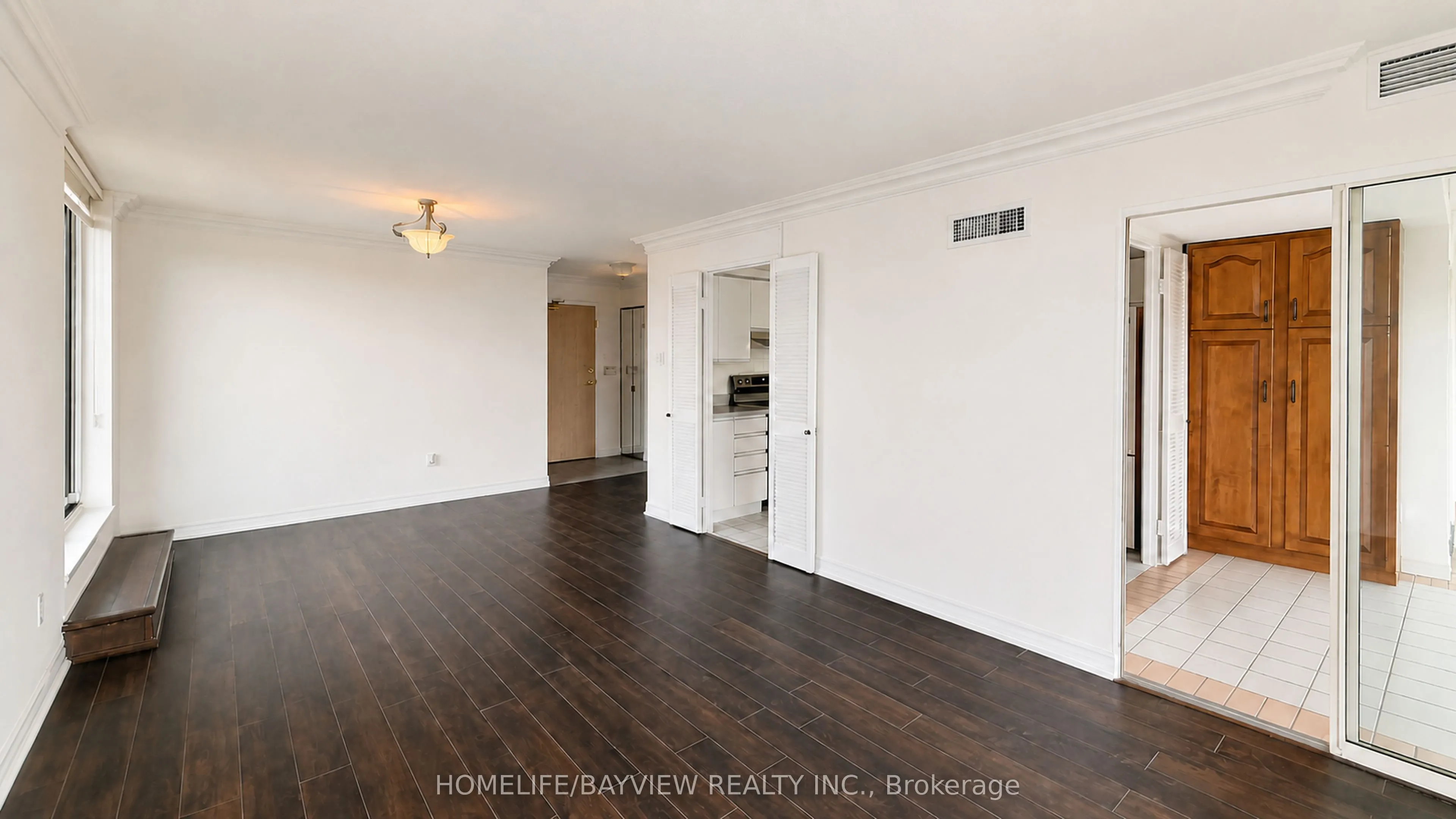 20 Harding Boulevard W #1103