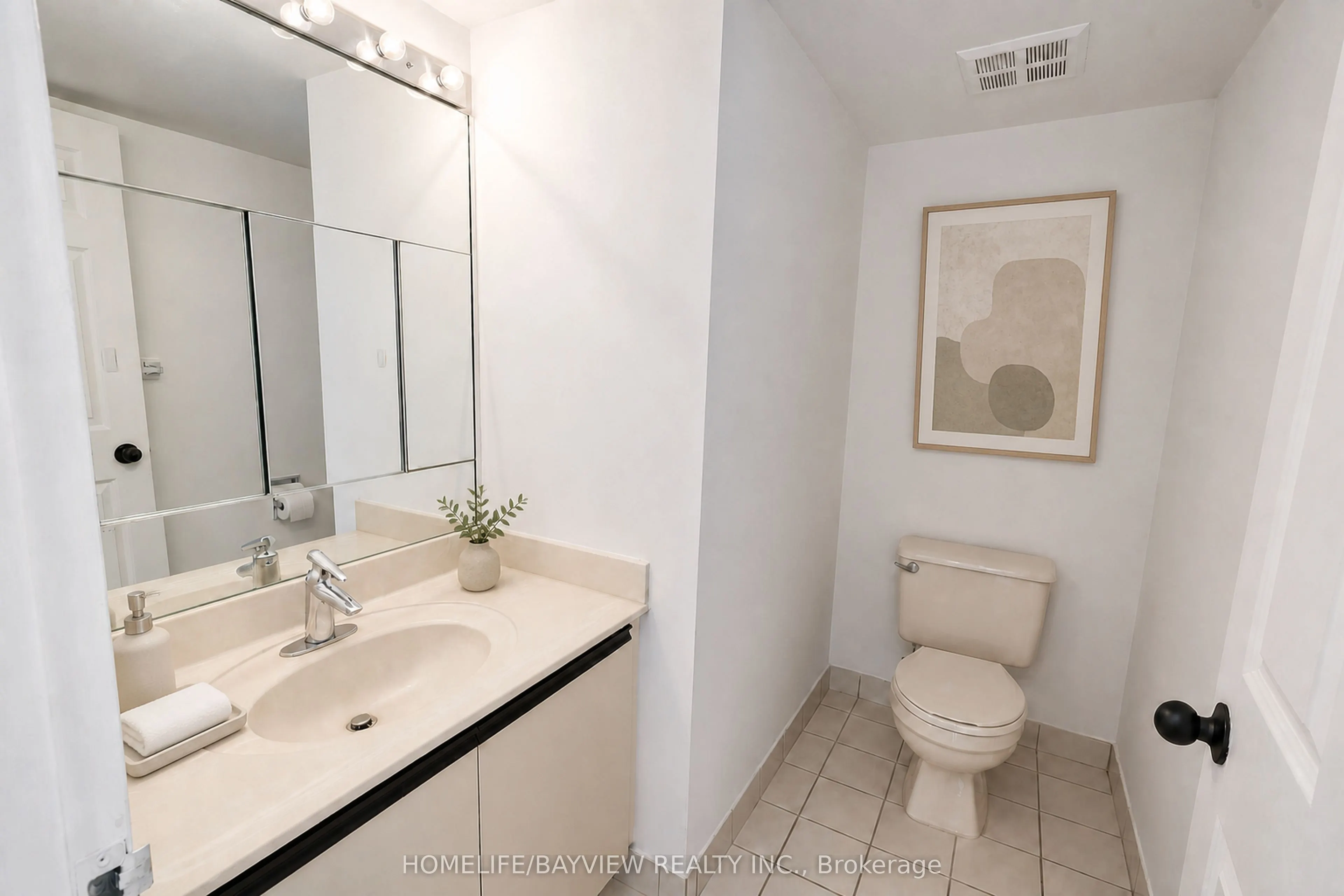 20 Harding Boulevard W #1103