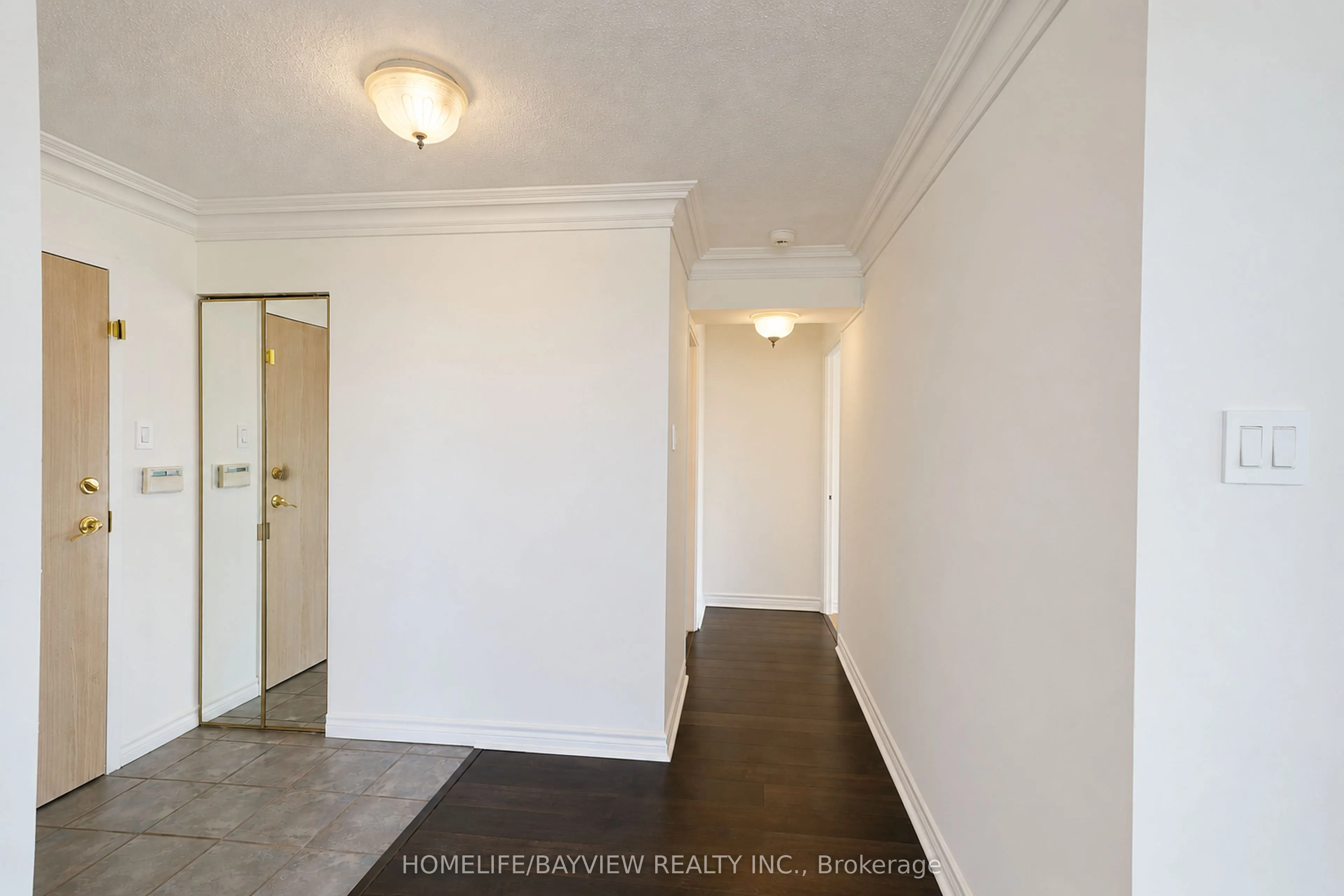 20 Harding Boulevard W #1103
