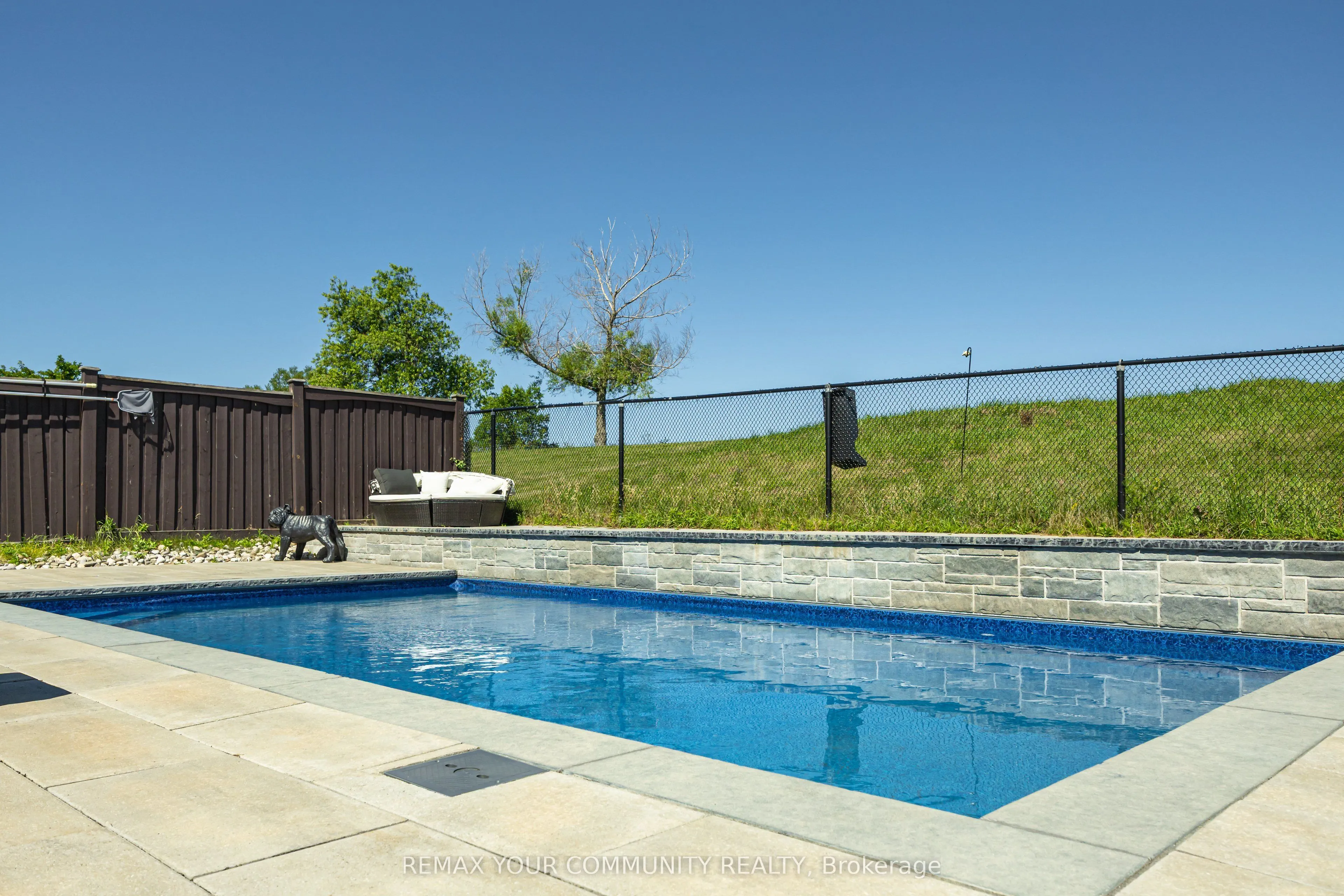 47 Vandervoort Drive