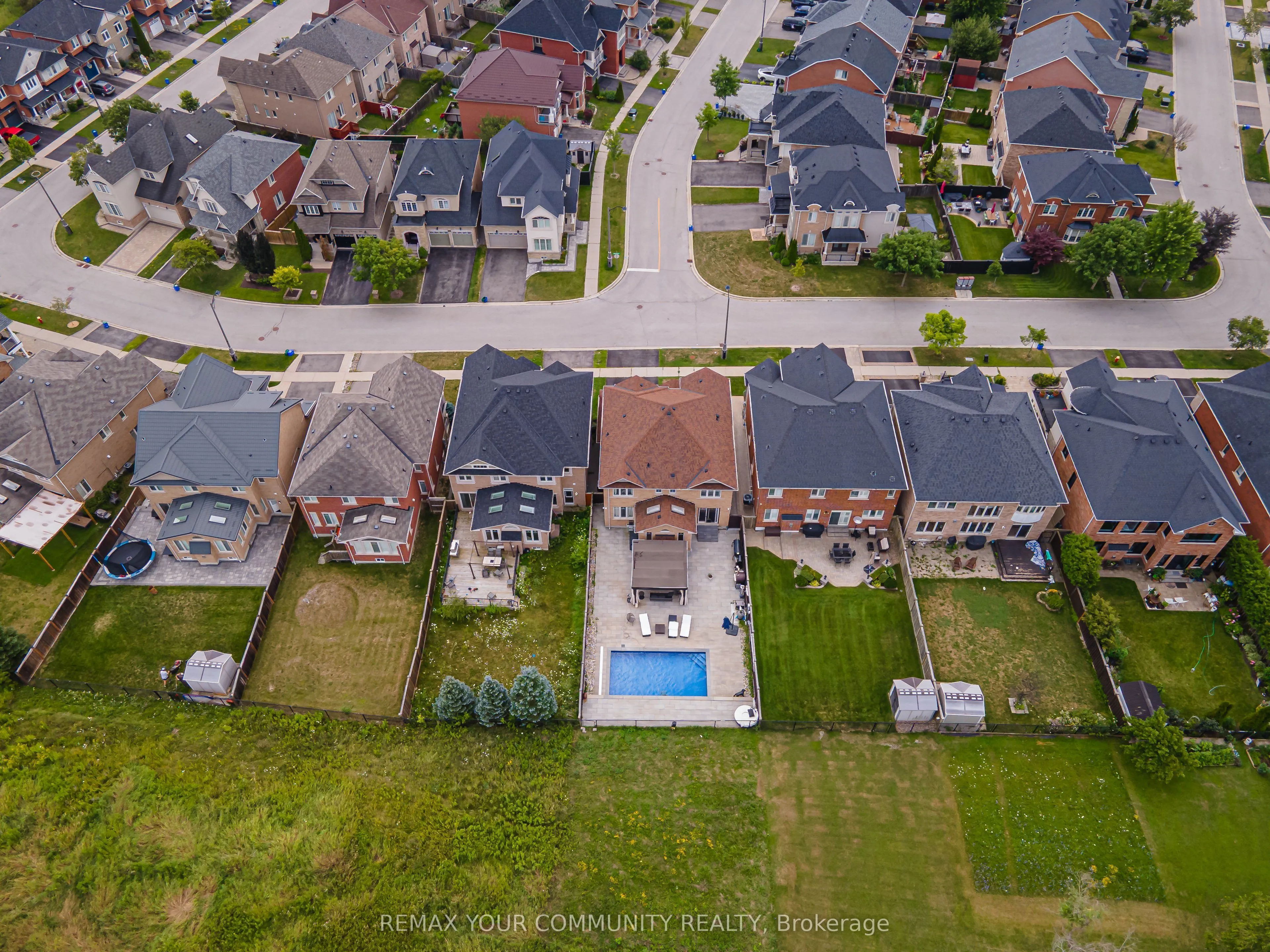 47 Vandervoort Drive