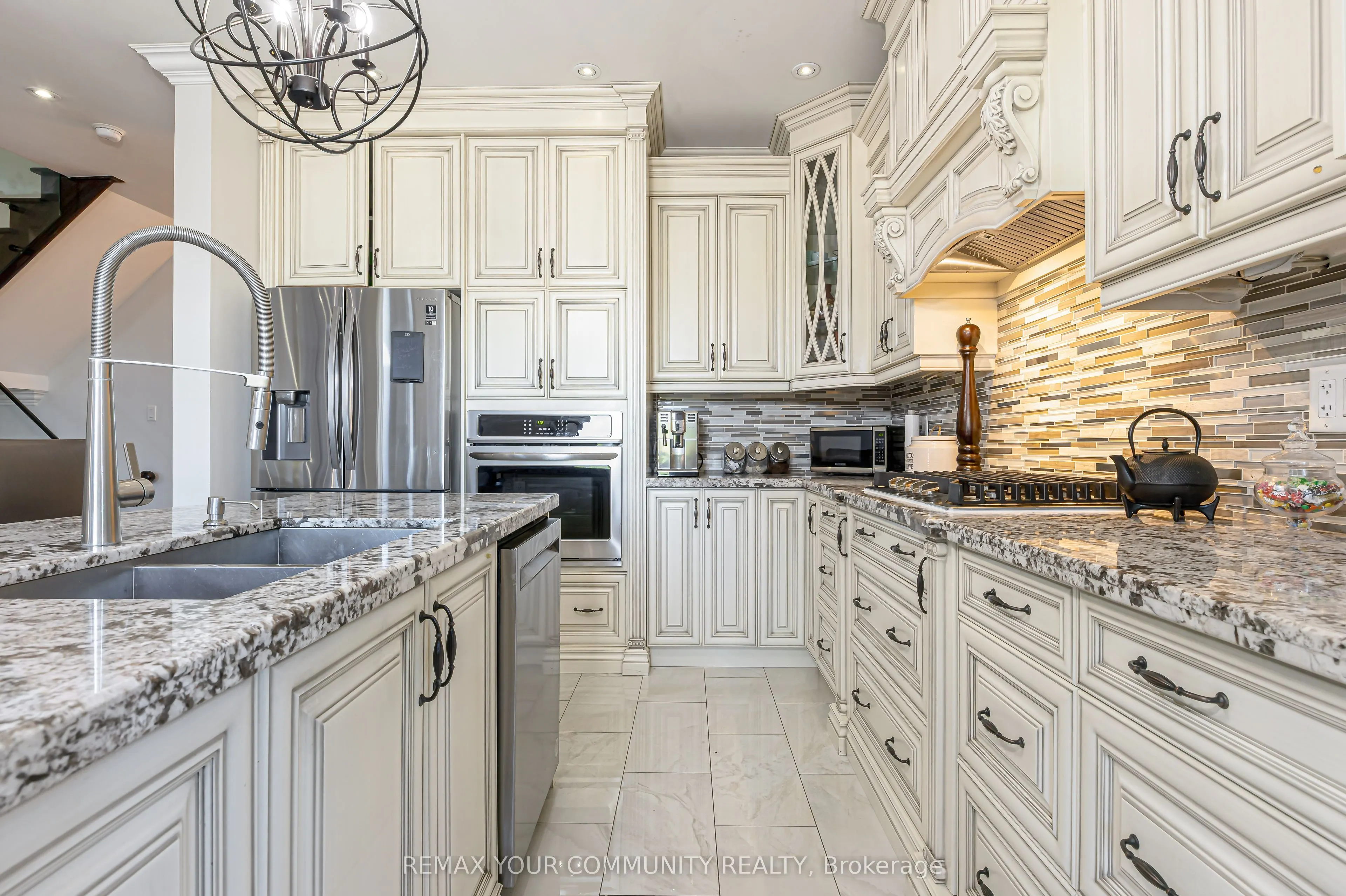 47 Vandervoort Drive