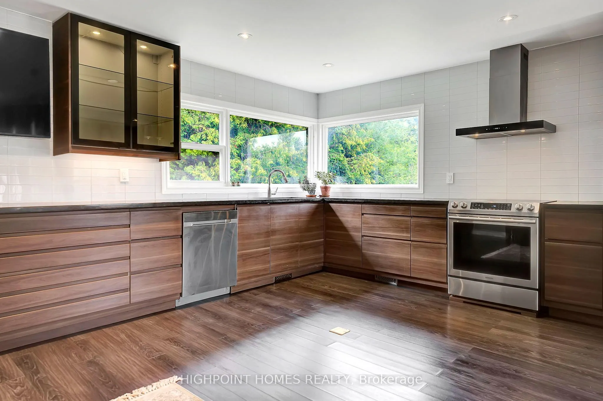 2821 Mt Albert Road