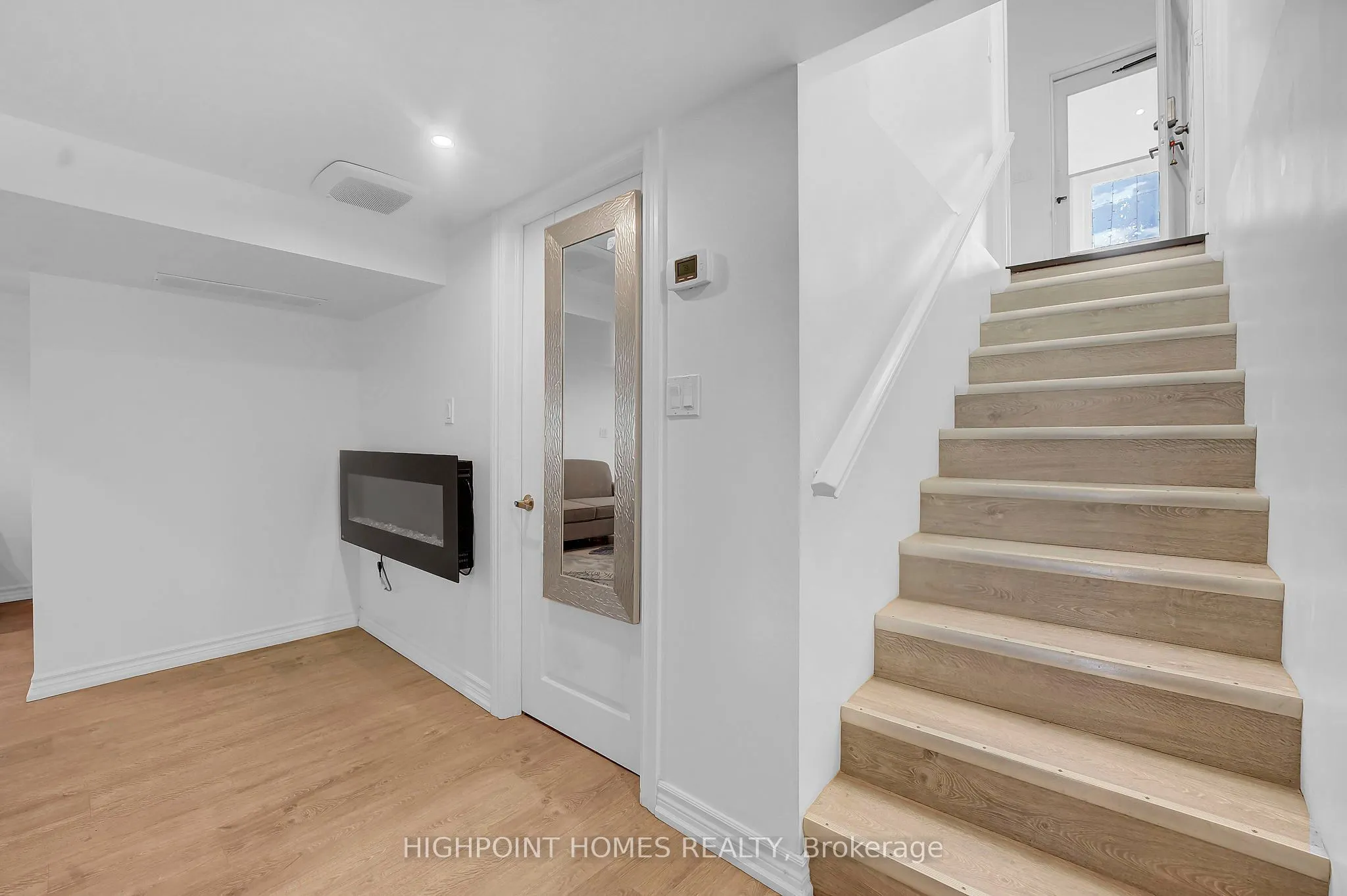 2821 Mt Albert Road