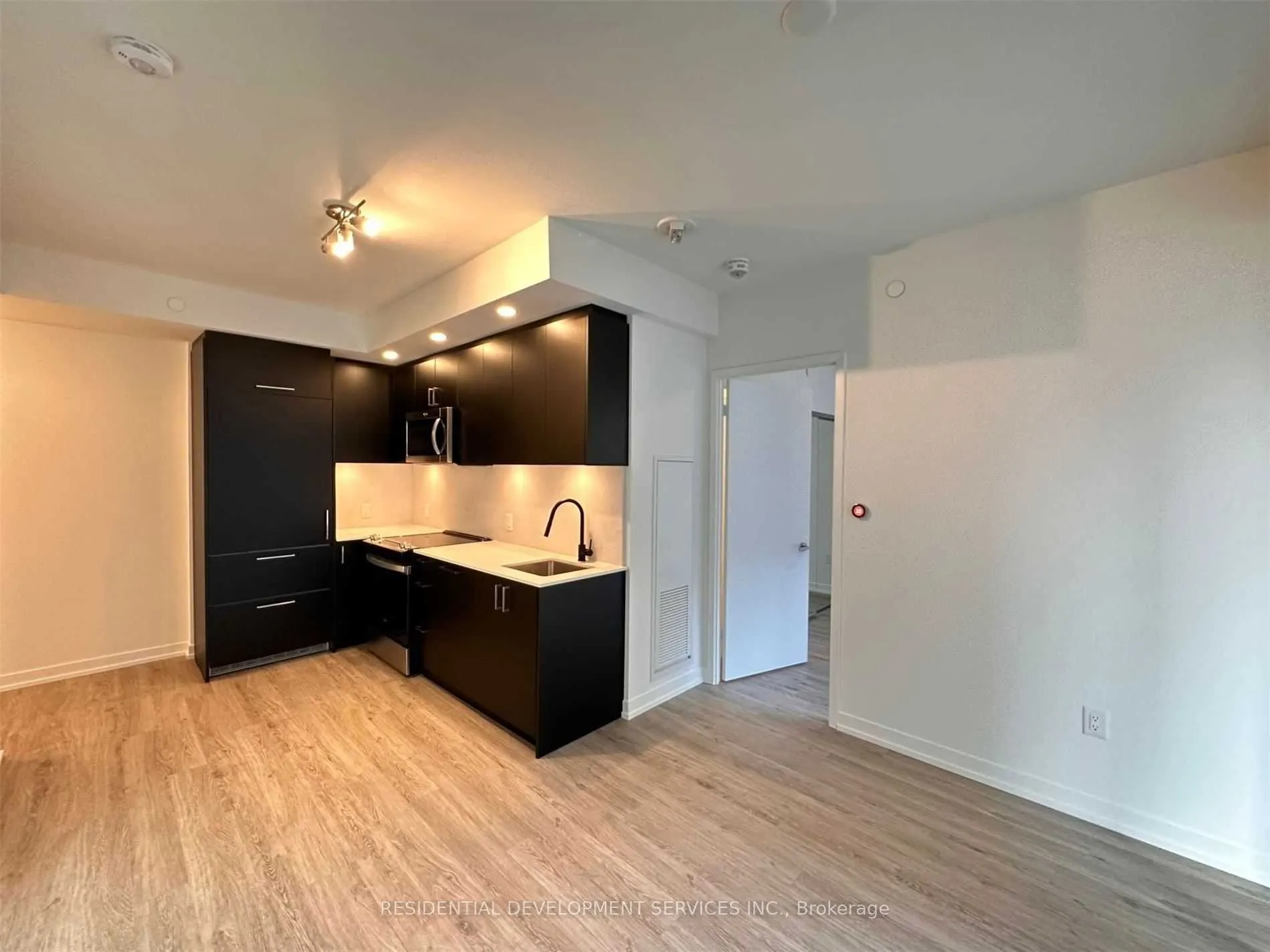 3 Rosewater Street #207W