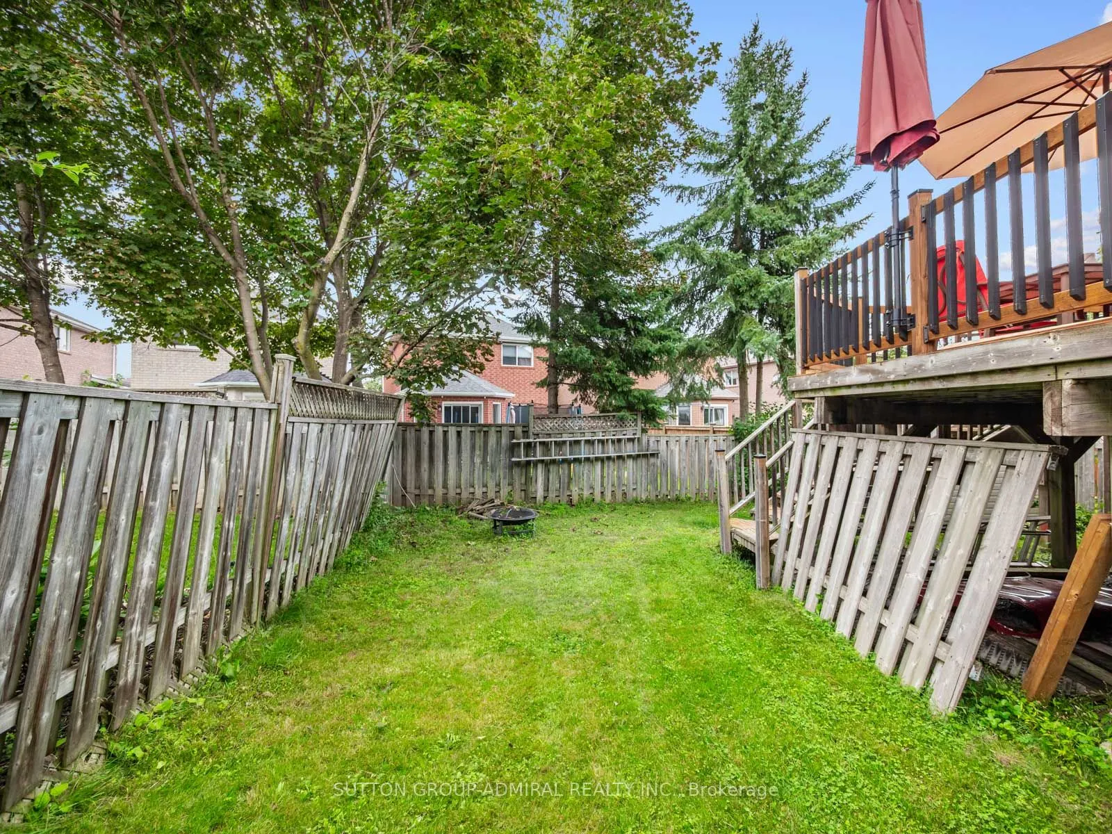 267 Warner Crescent