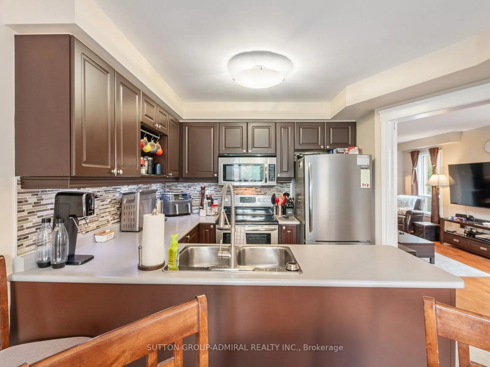 267 Warner Crescent