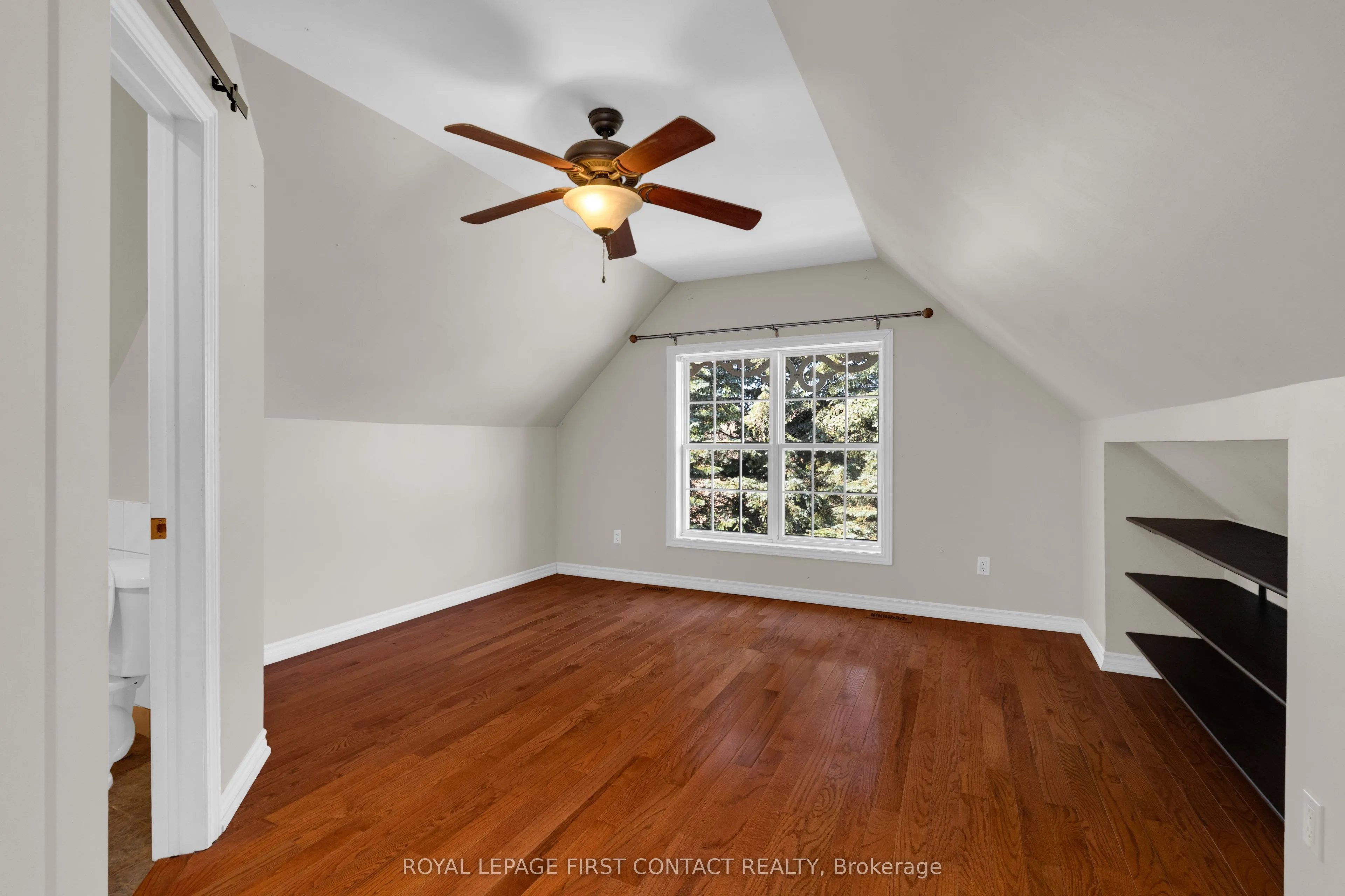 43 Vanderpost Crescent