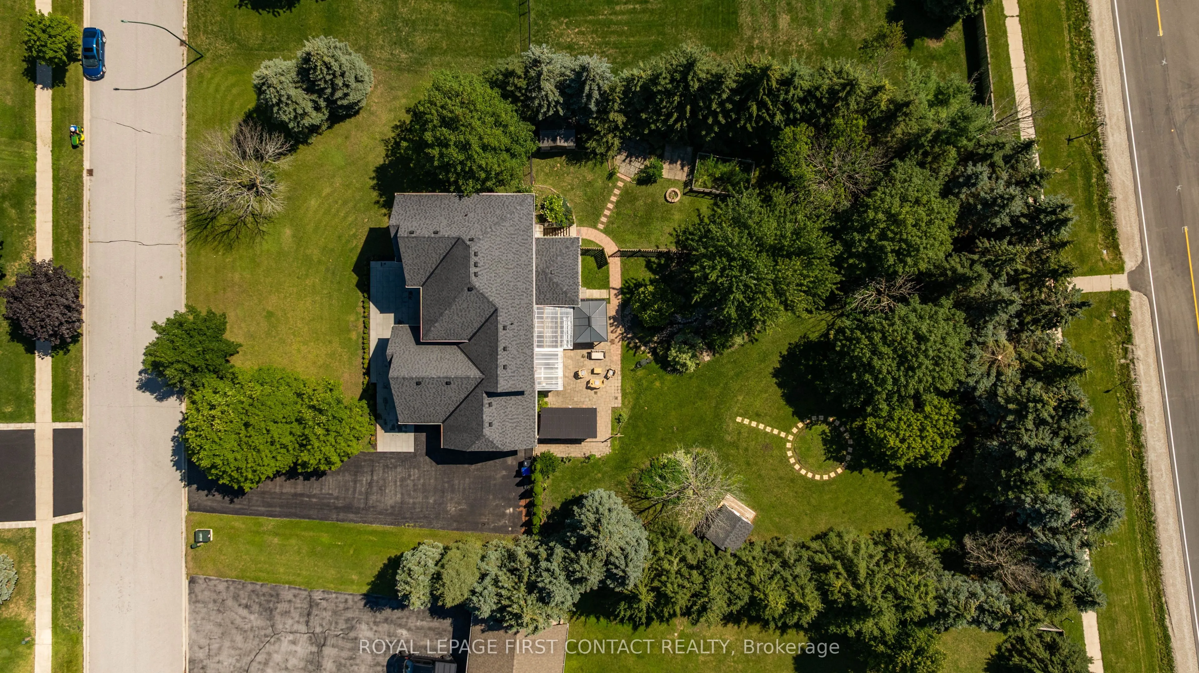 43 Vanderpost Crescent