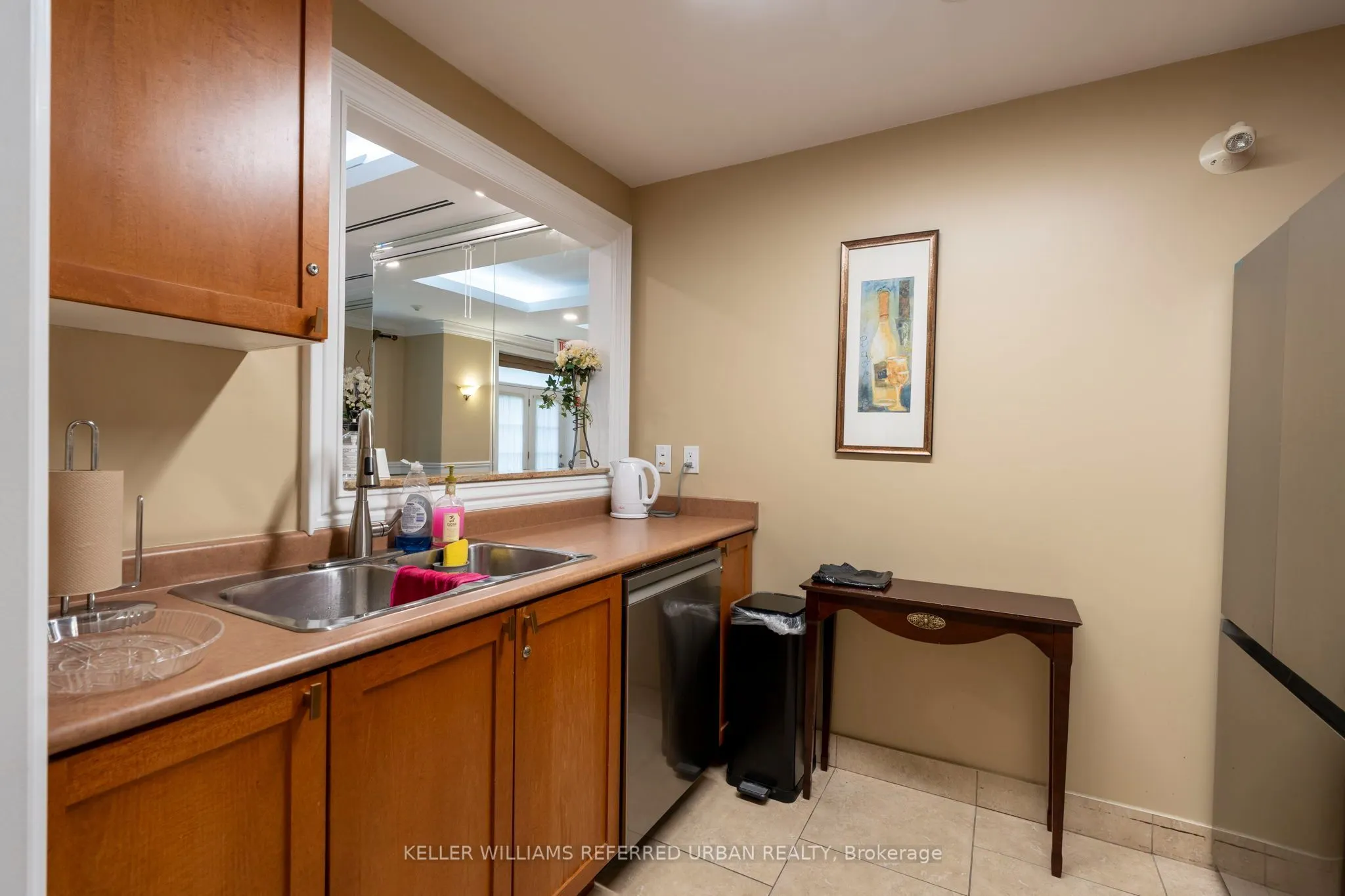 9519 Keele Street #212