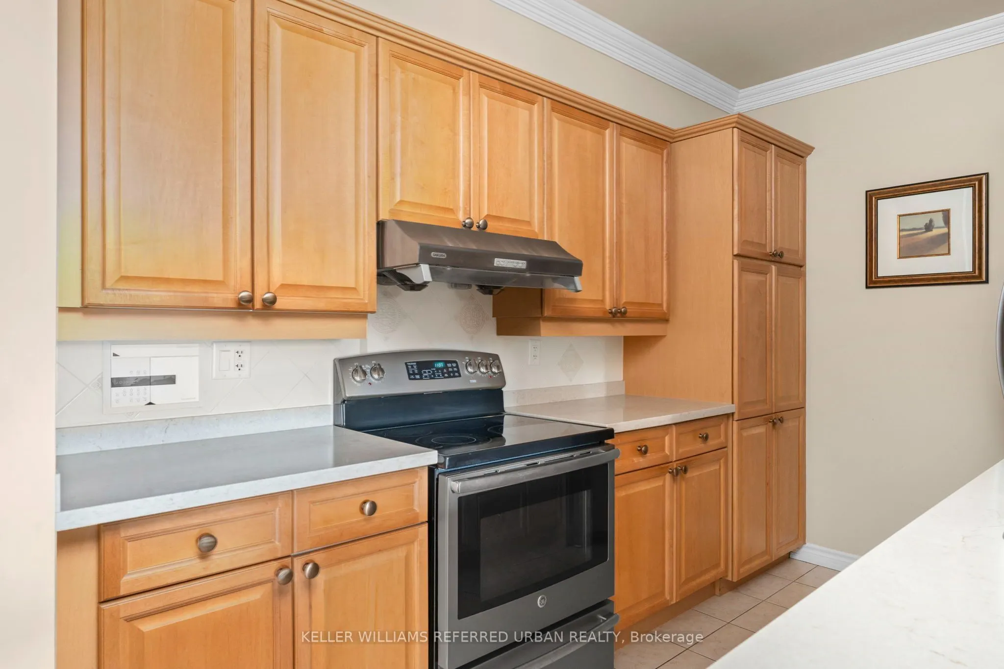 9519 Keele Street #212