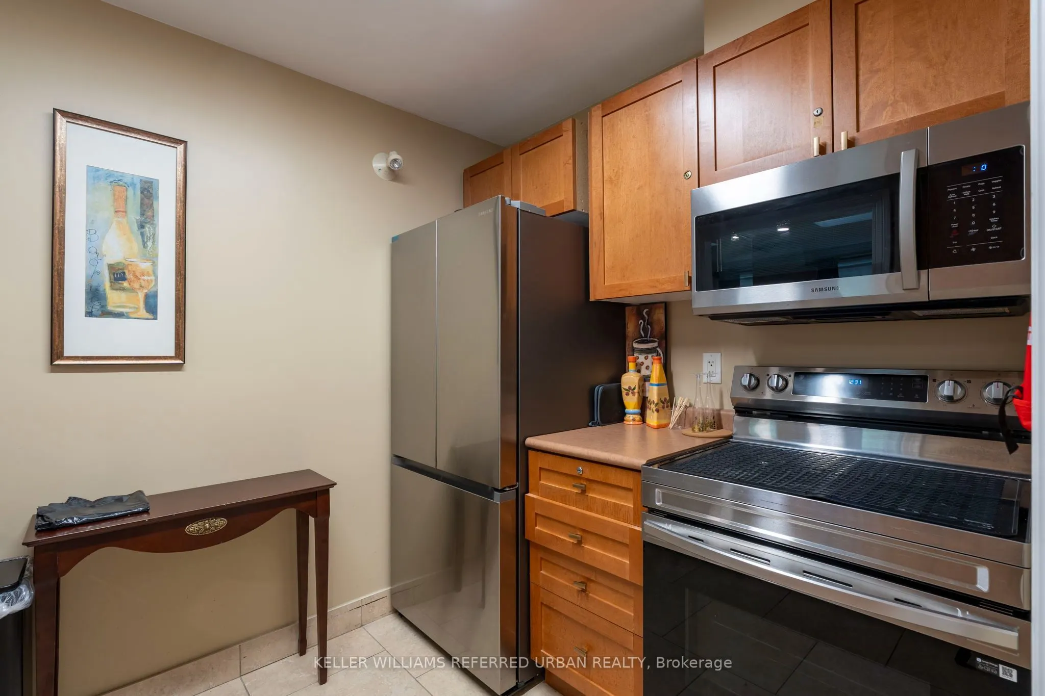 9519 Keele Street #212