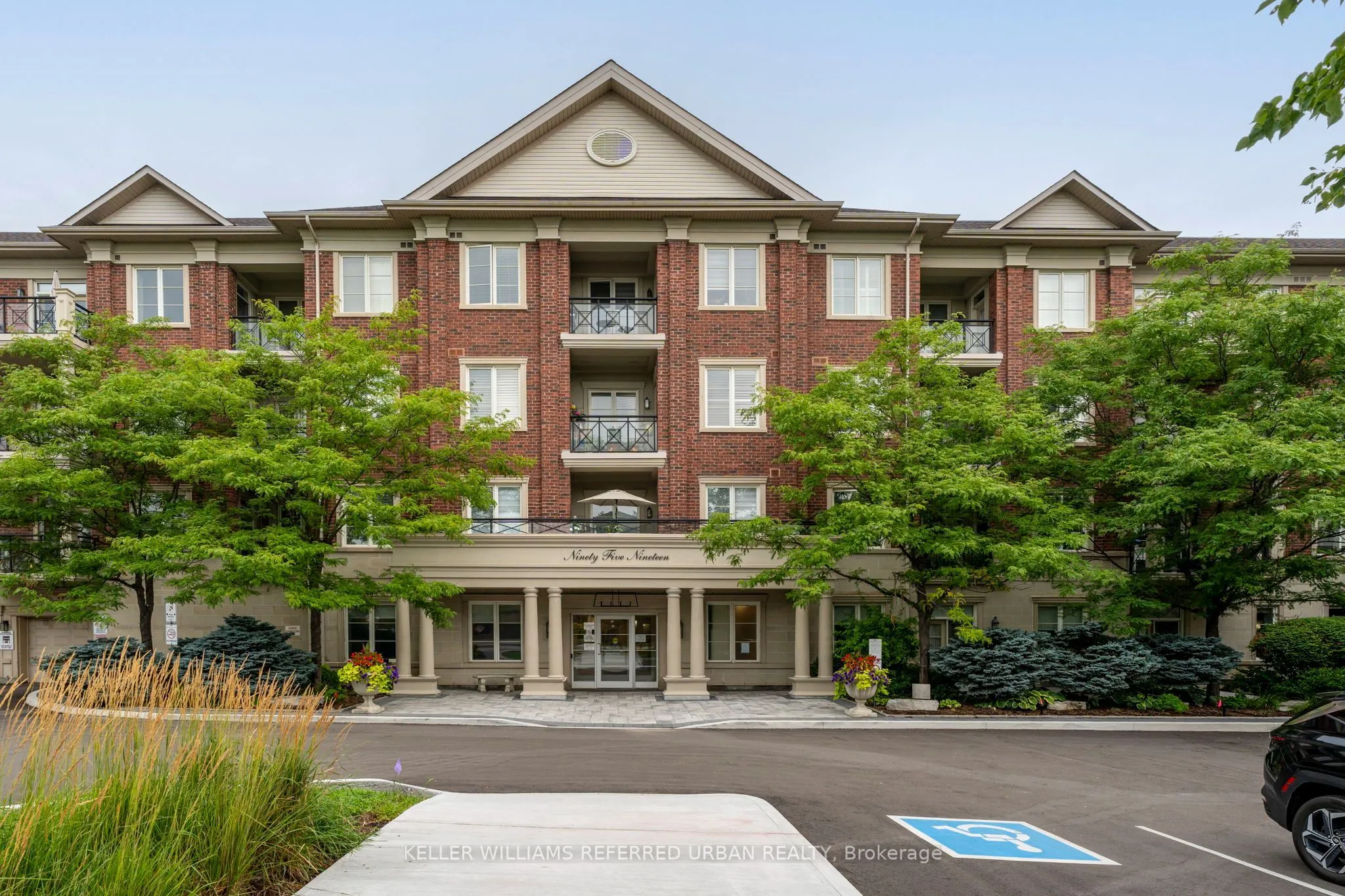 9519 Keele Street #212