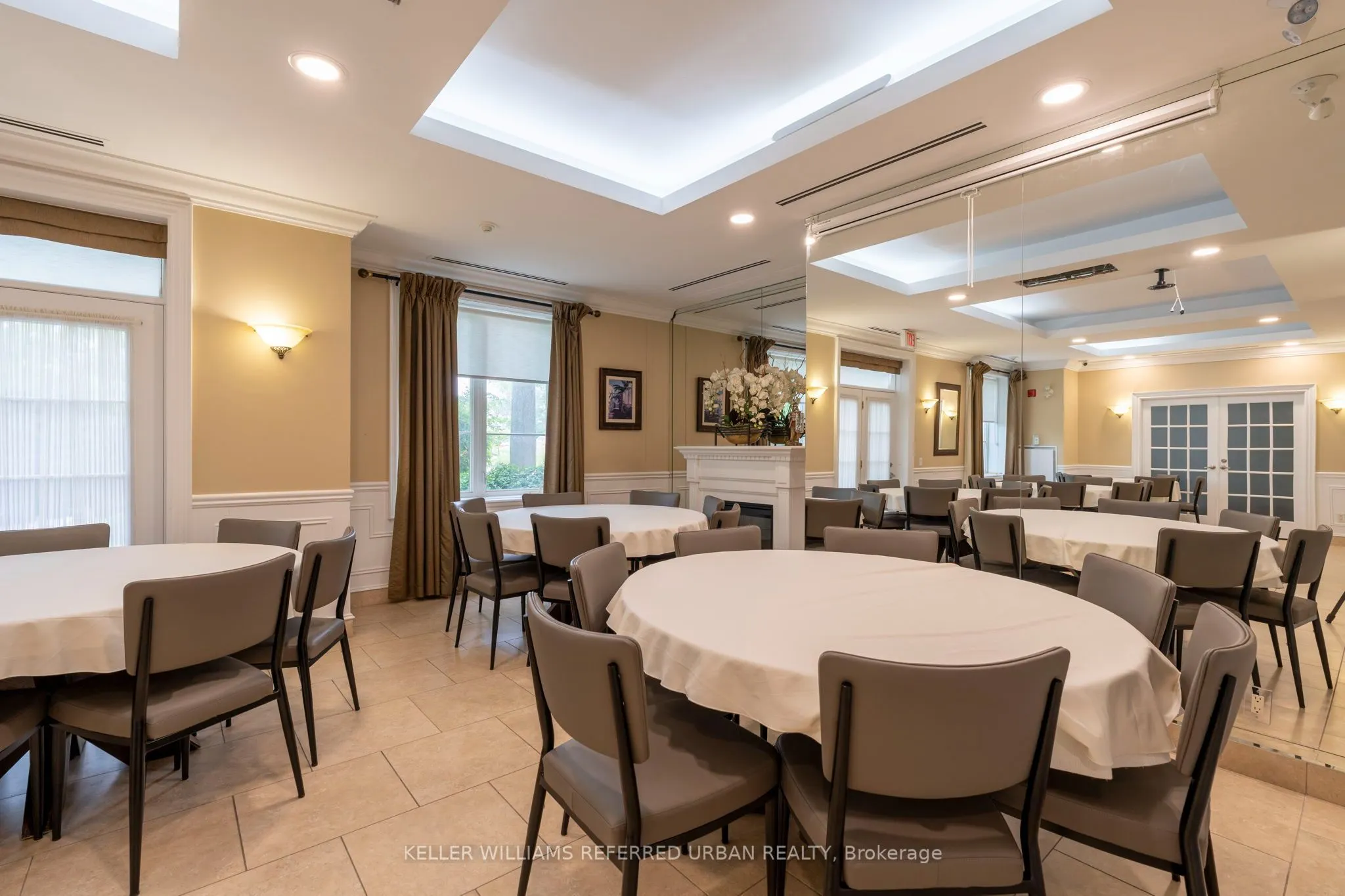 9519 Keele Street #212