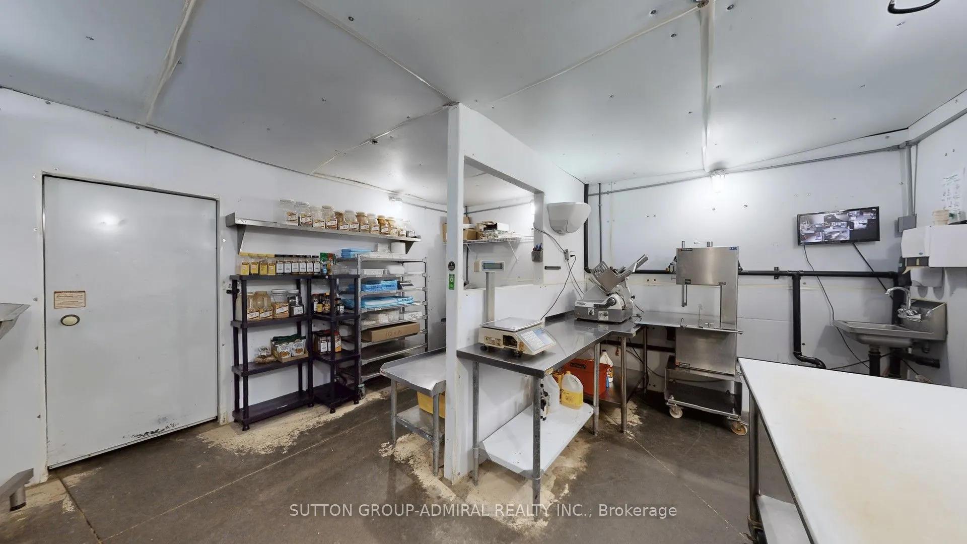 9001 Dufferin Street #A-4