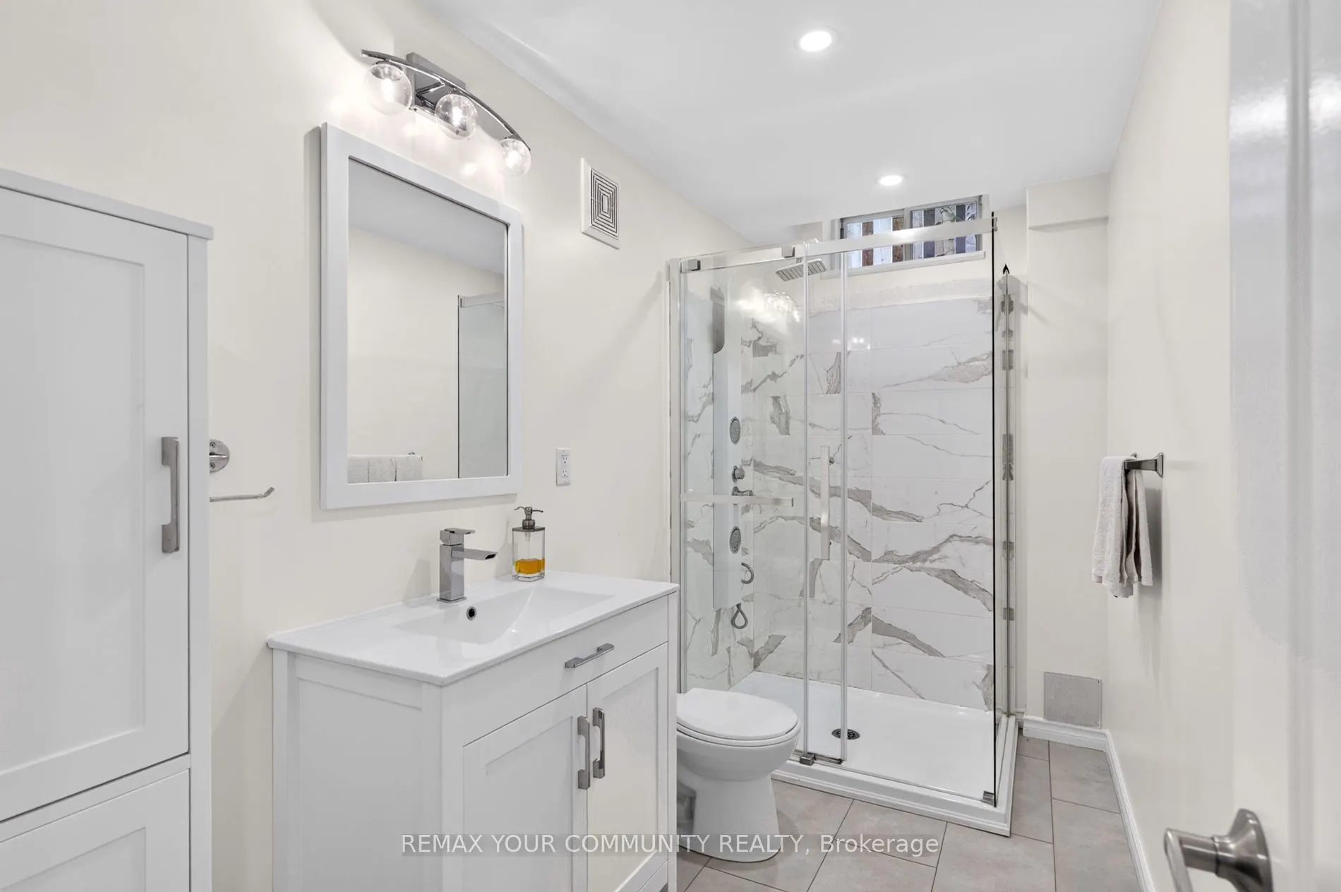 15 Klamath Court