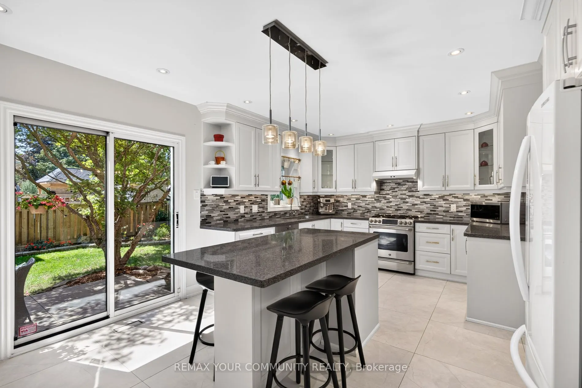 15 Klamath Court