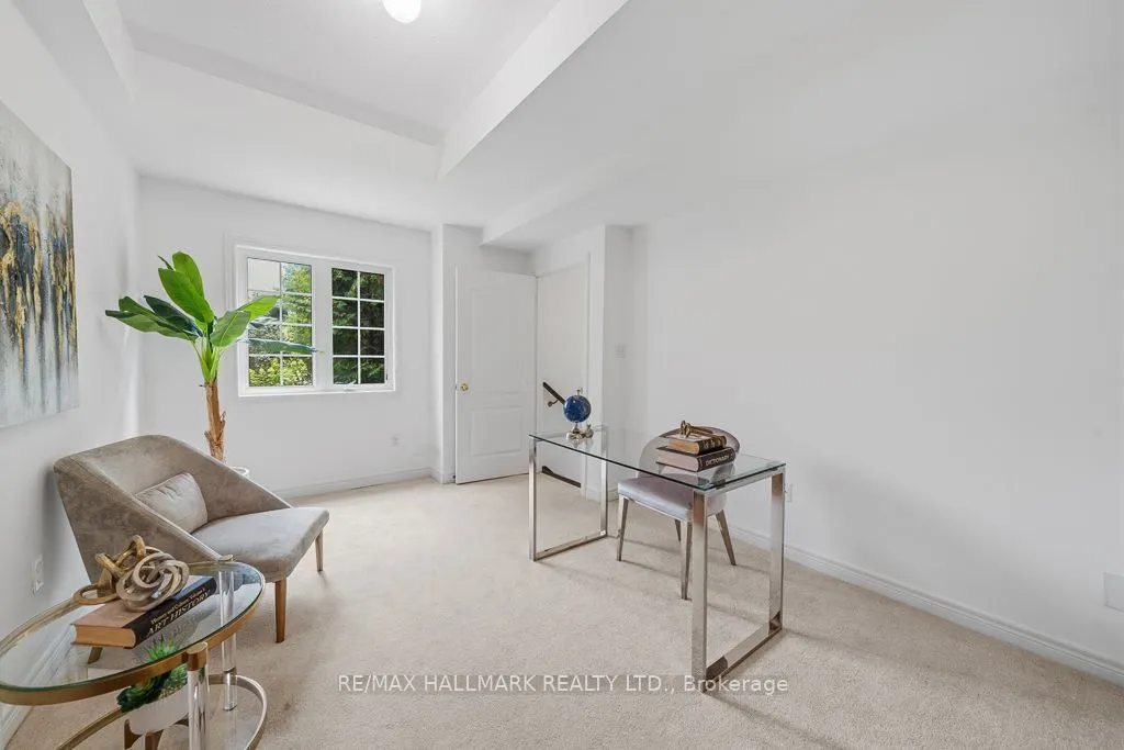 15 Old Colony Road #24