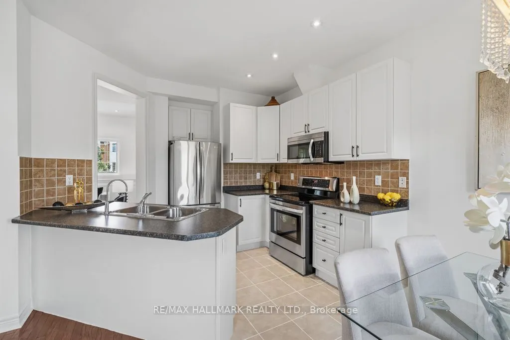 15 Old Colony Road #24
