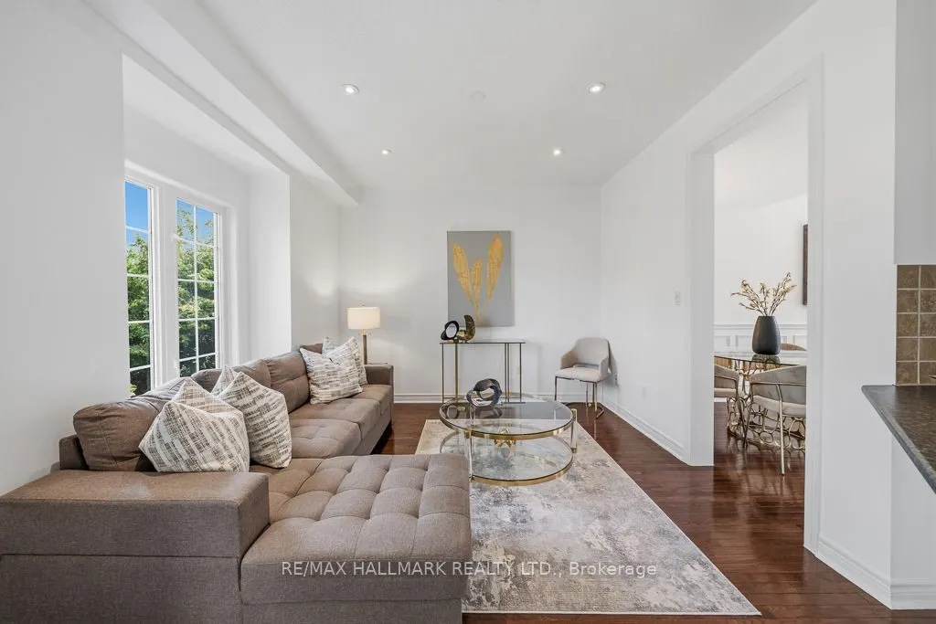 15 Old Colony Road #24