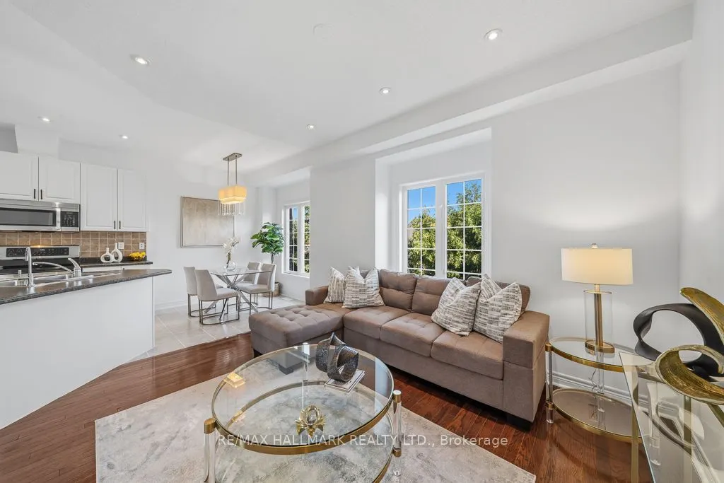 15 Old Colony Road #24