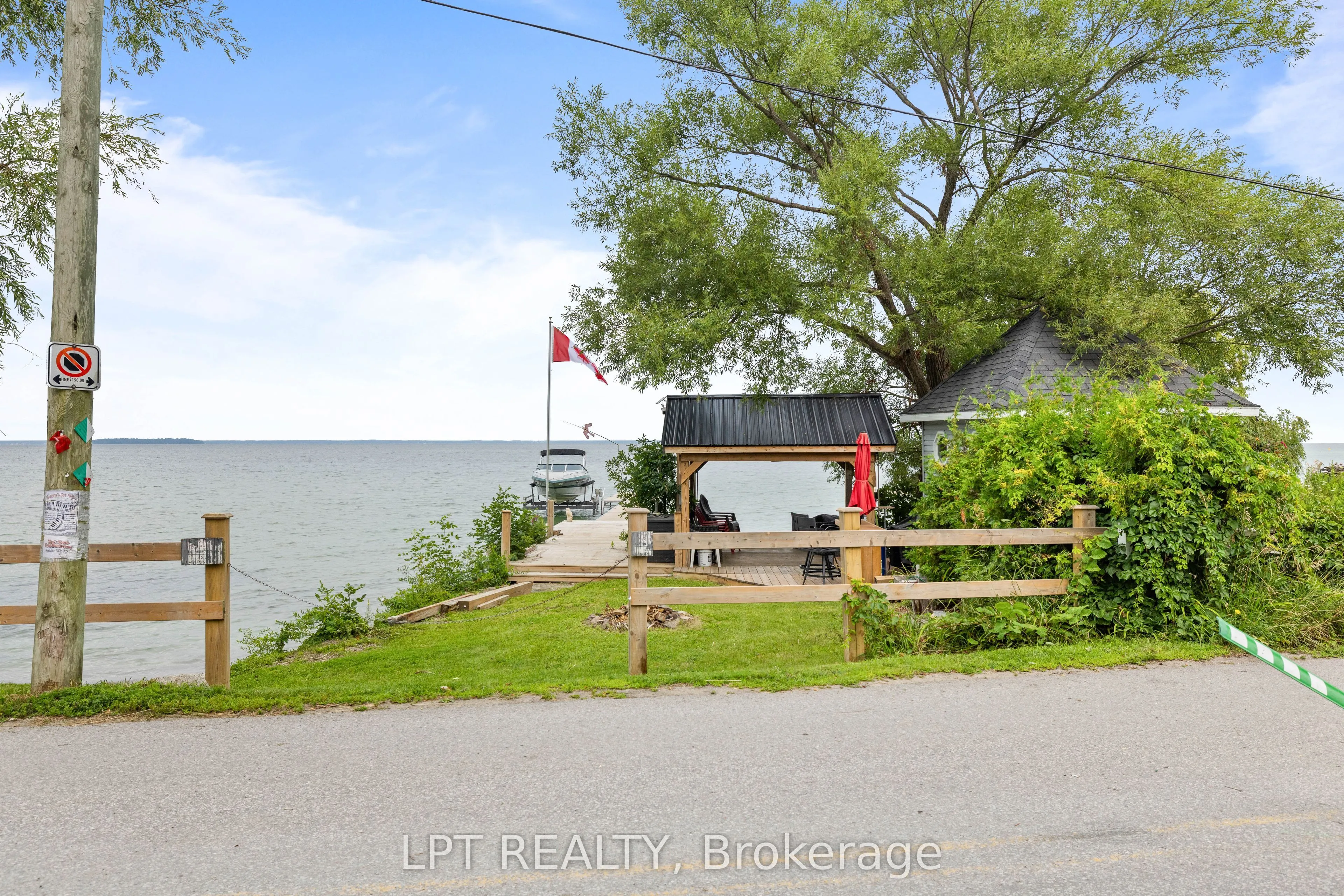 427 Lake Drive E