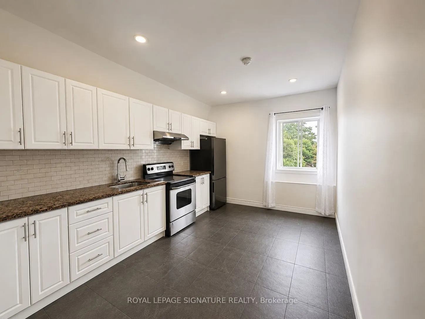 15 Barrie Street #Upper 1