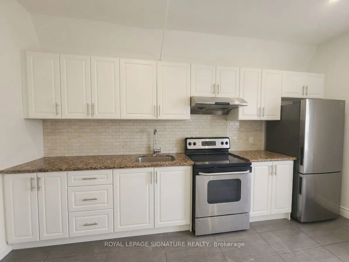 15 Barrie Street #Upper 1
