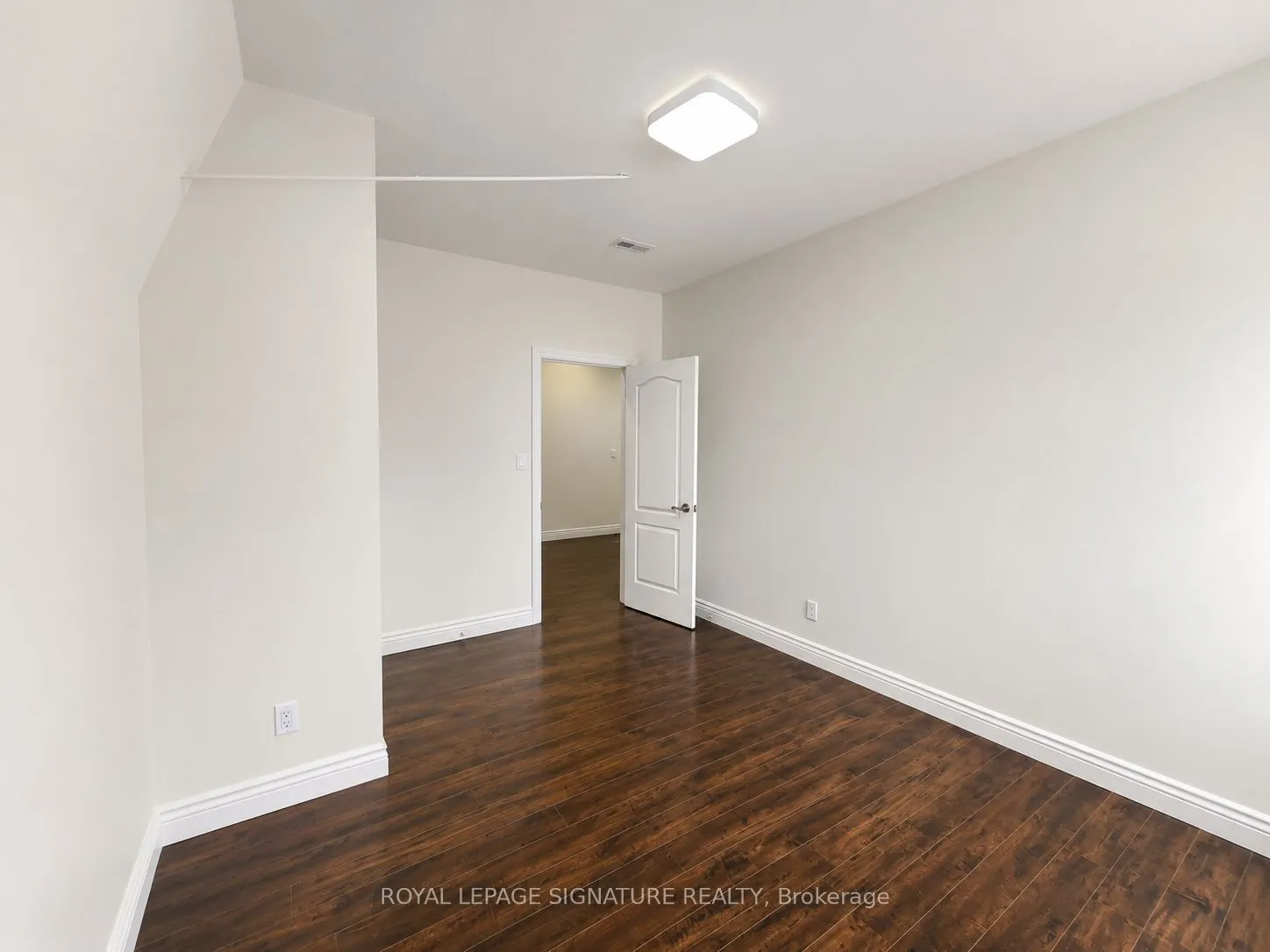 15 Barrie Street #Upper 1